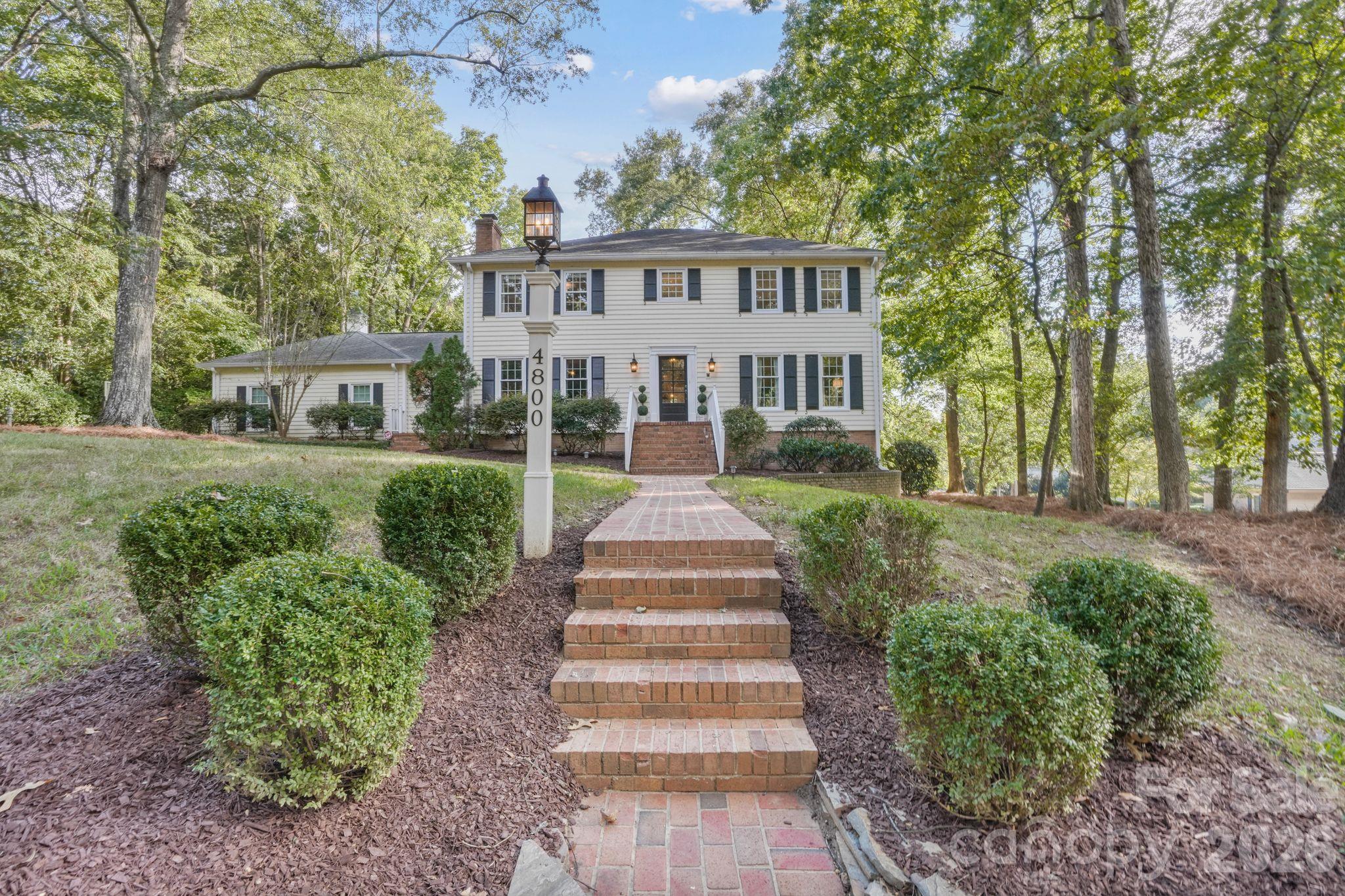 4800 Rockview Court Property Photo 3