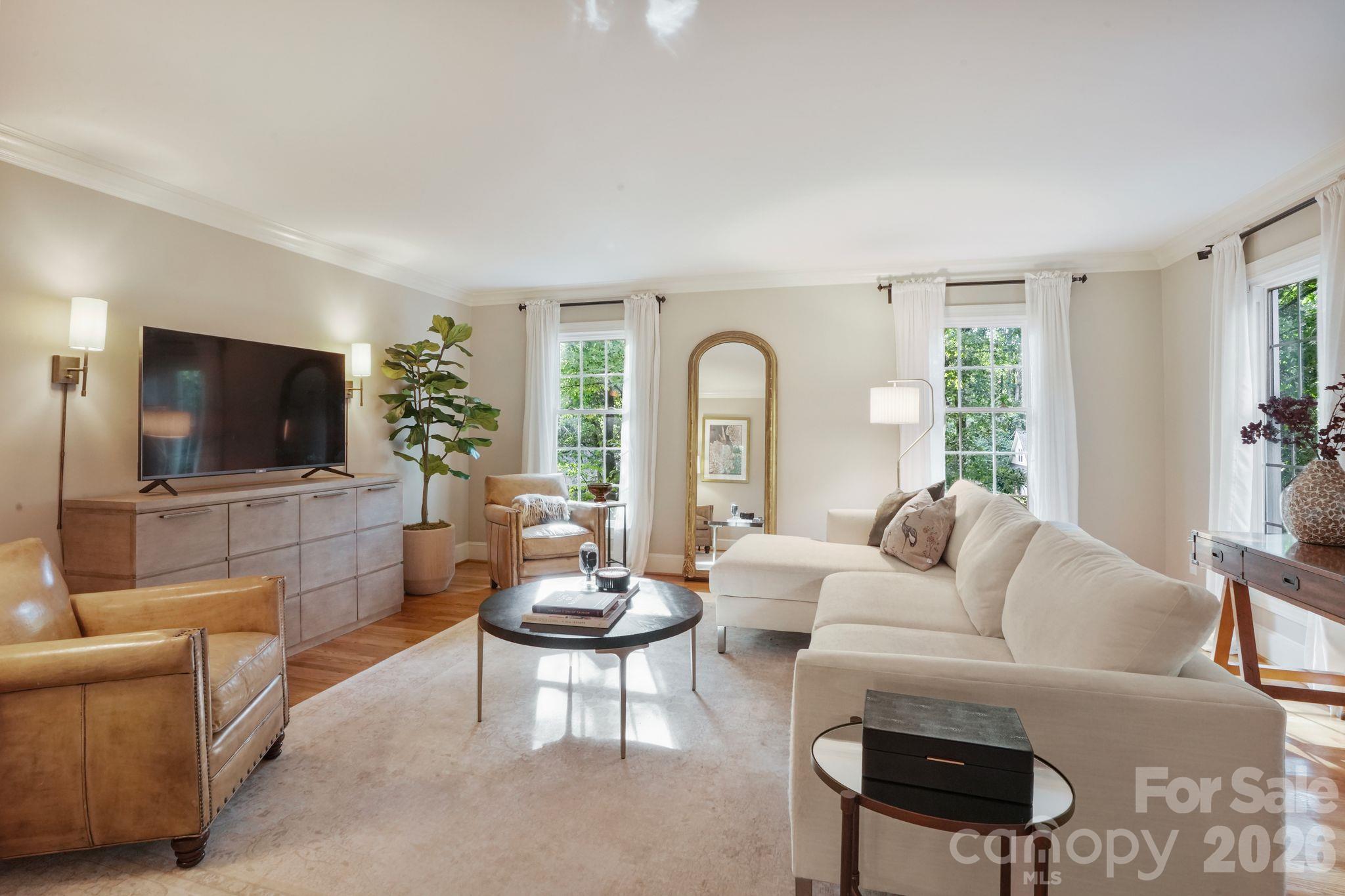 4800 Rockview Court Property Photo 8