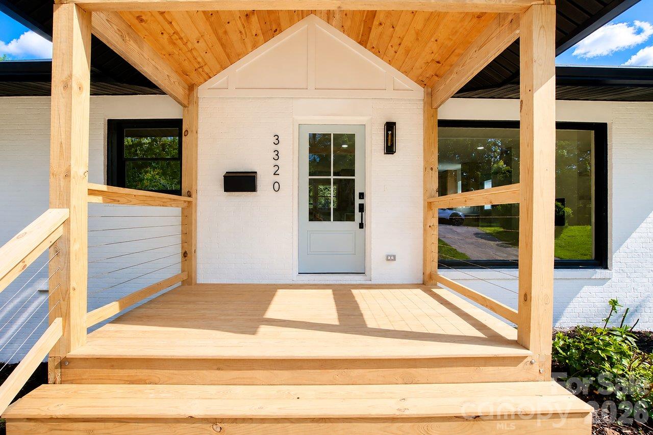 3320 Winterfield Place Property Photo 7