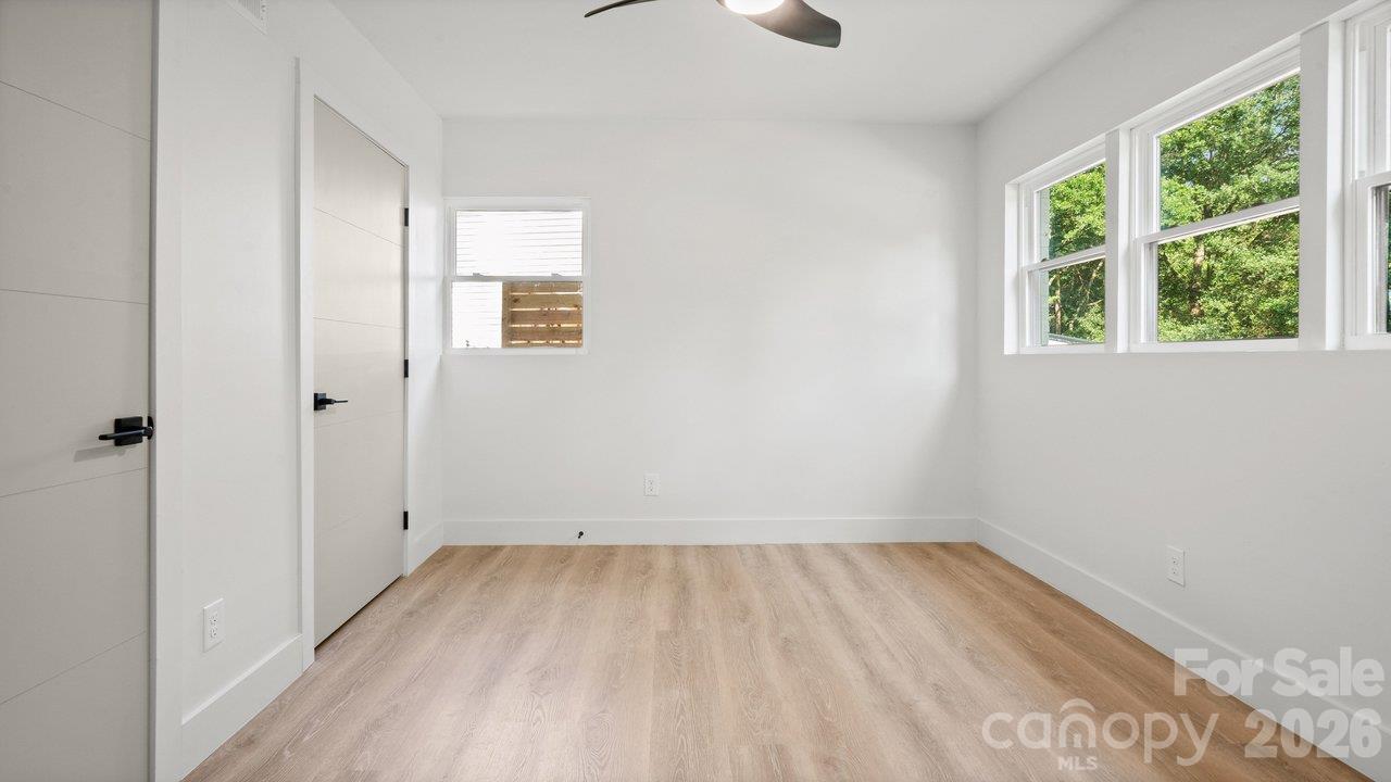 3320 Winterfield Place Property Photo 32