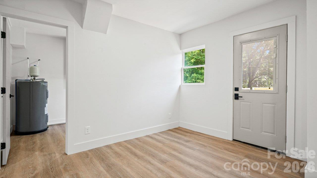3320 Winterfield Place Property Photo 39