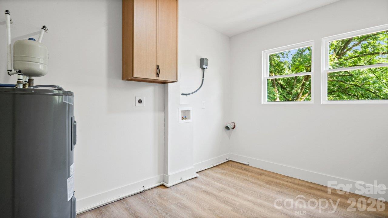 3320 Winterfield Place Property Photo 40