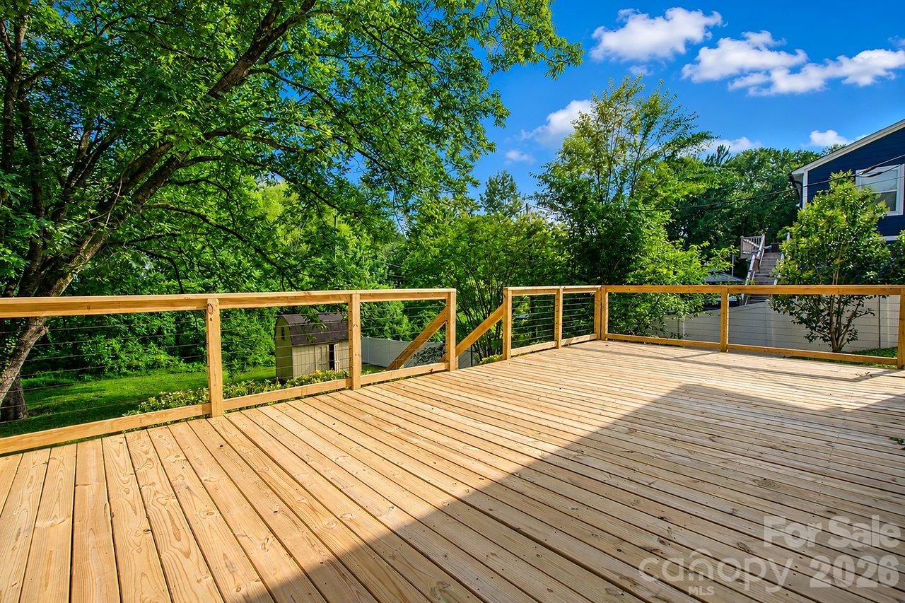 3320 Winterfield Place Property Photo 44
