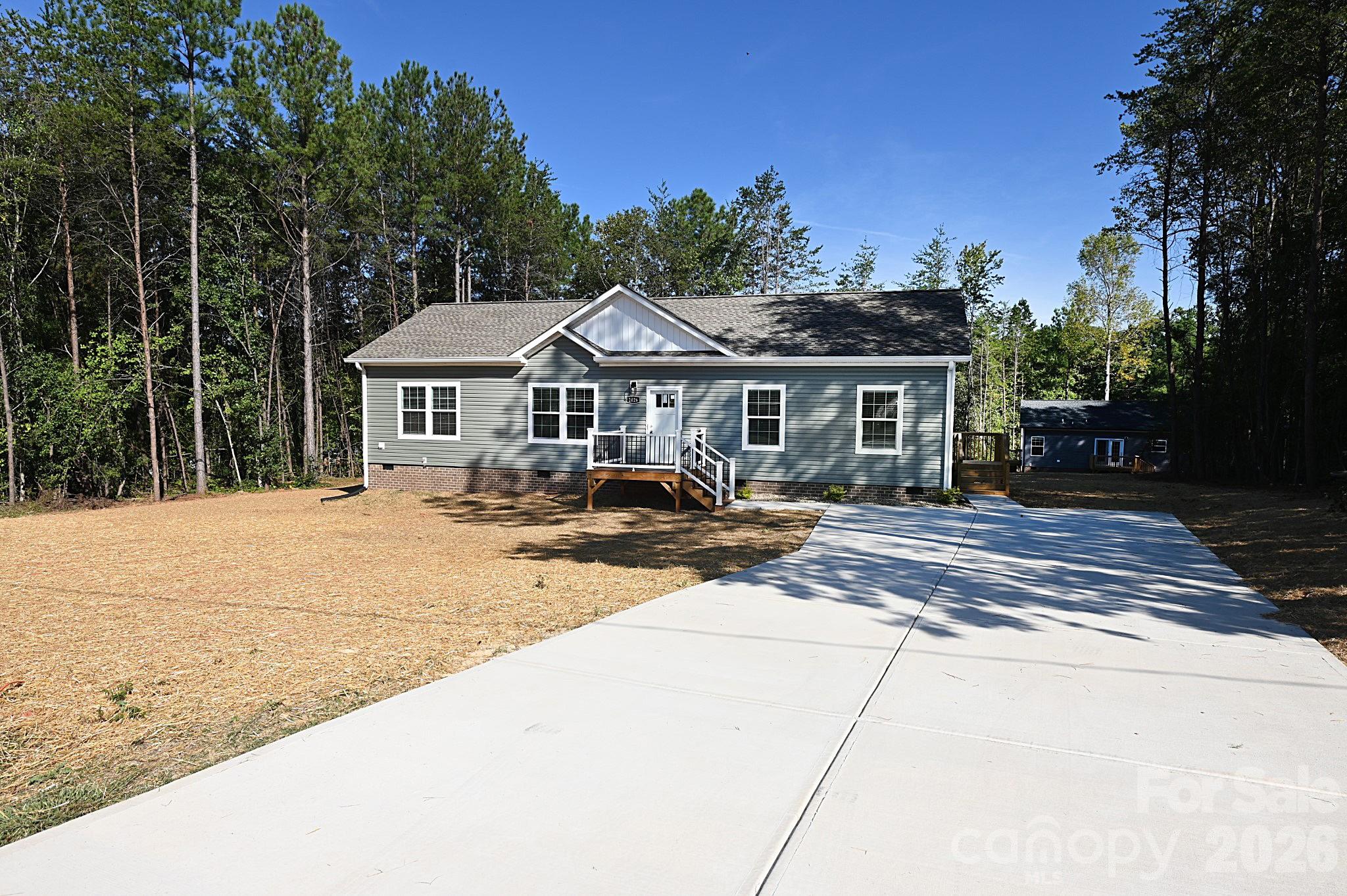 2026 Windigo Street Property Photo 3