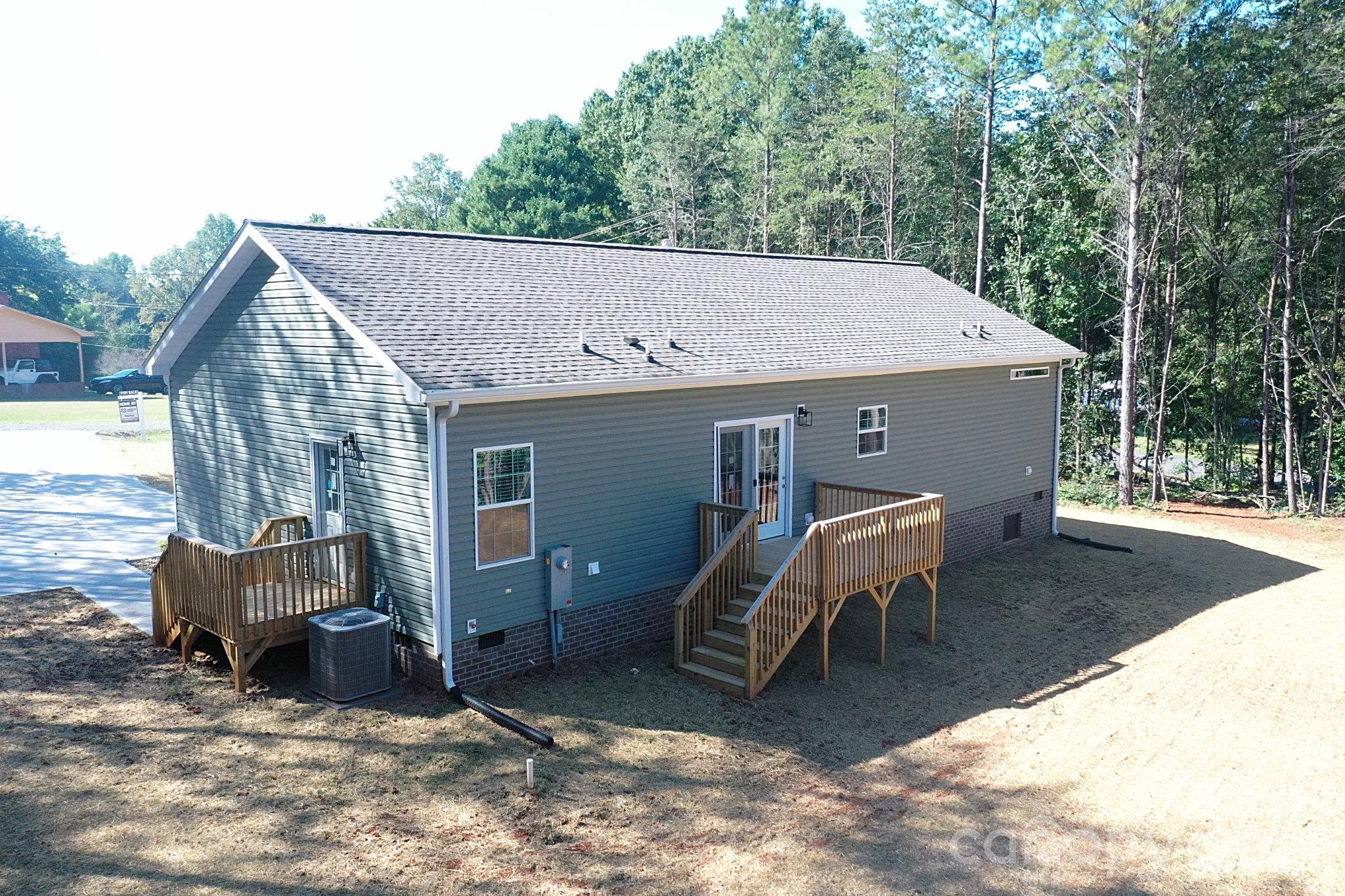 2026 Windigo Street Property Photo 35