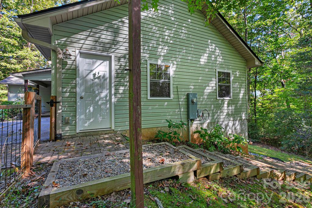 125 Rollins Place Road Property Photo 22