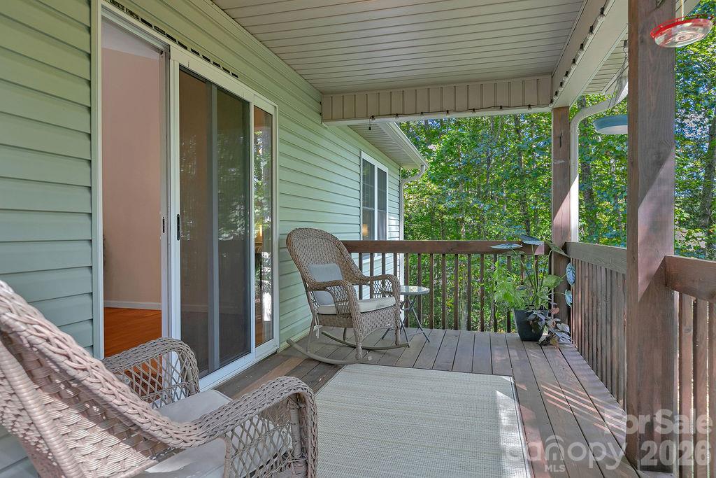125 Rollins Place Road Property Photo 24