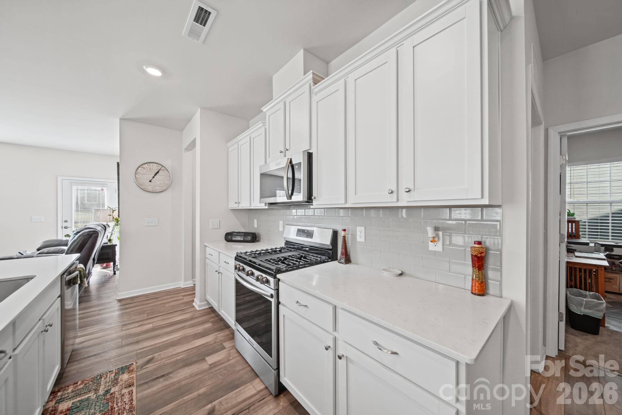 138 Pampas Place Property Photo 7