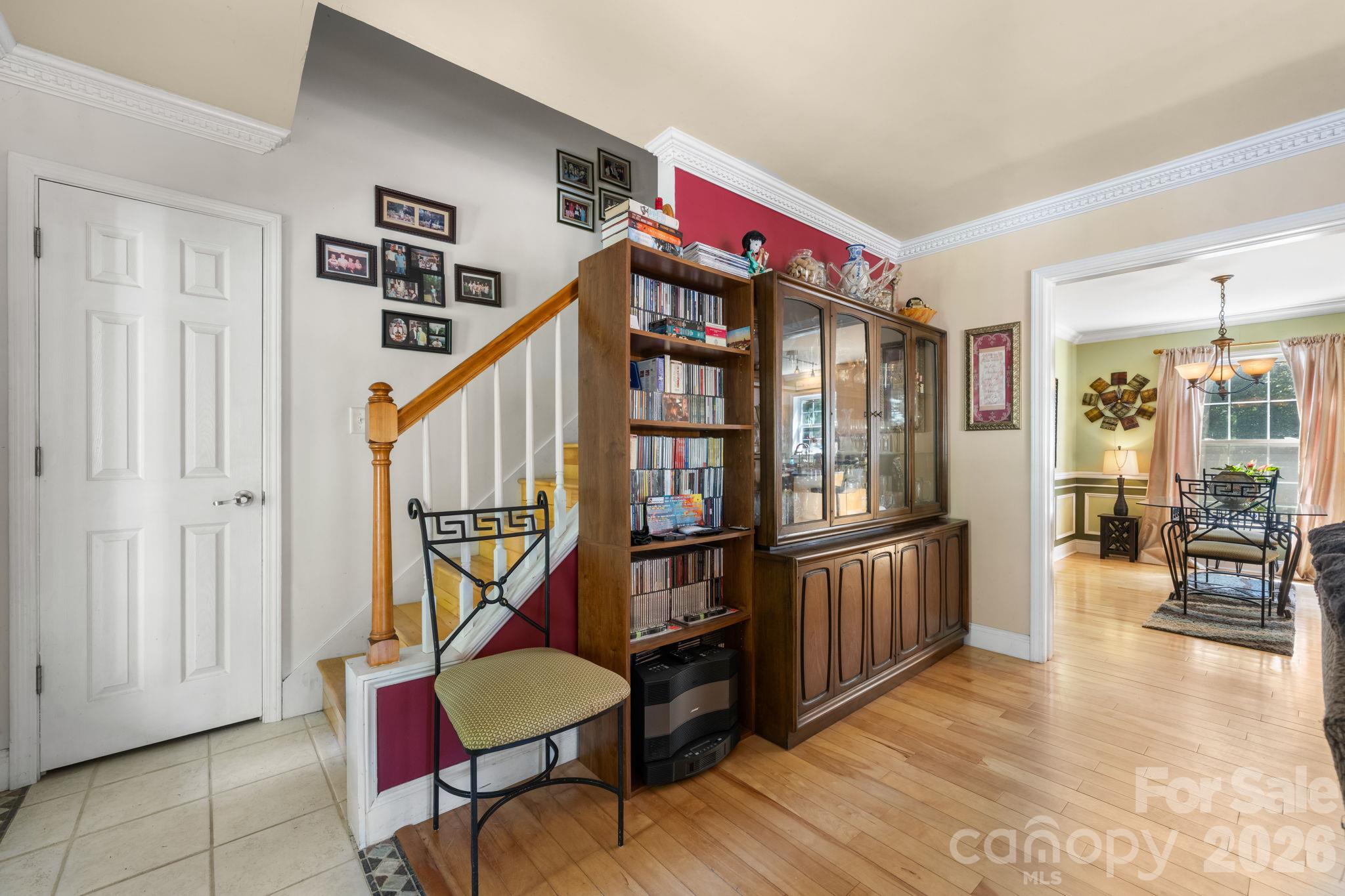 1056 Old Hampton Road Property Photo 14