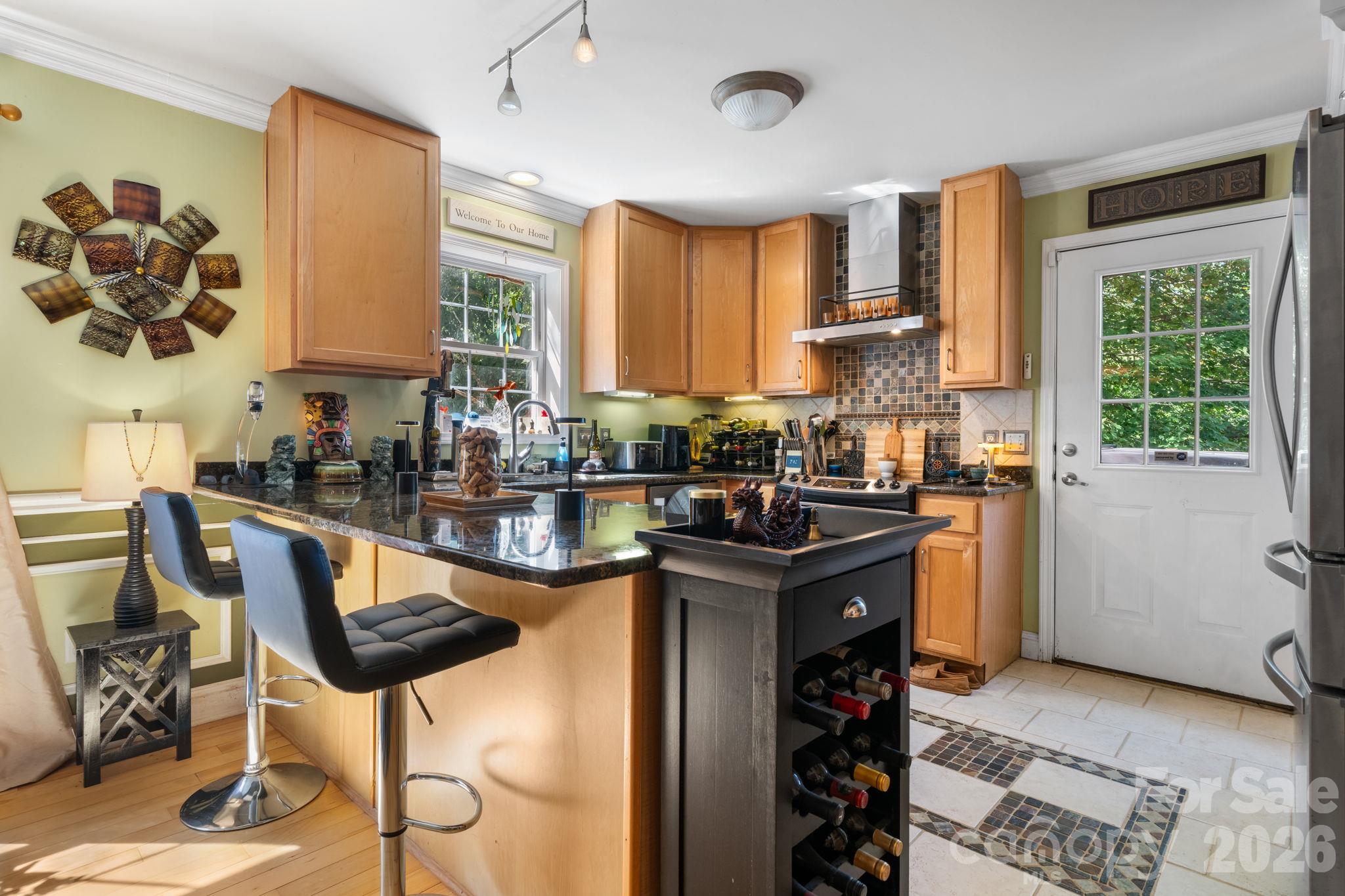 1056 Old Hampton Road Property Photo 16