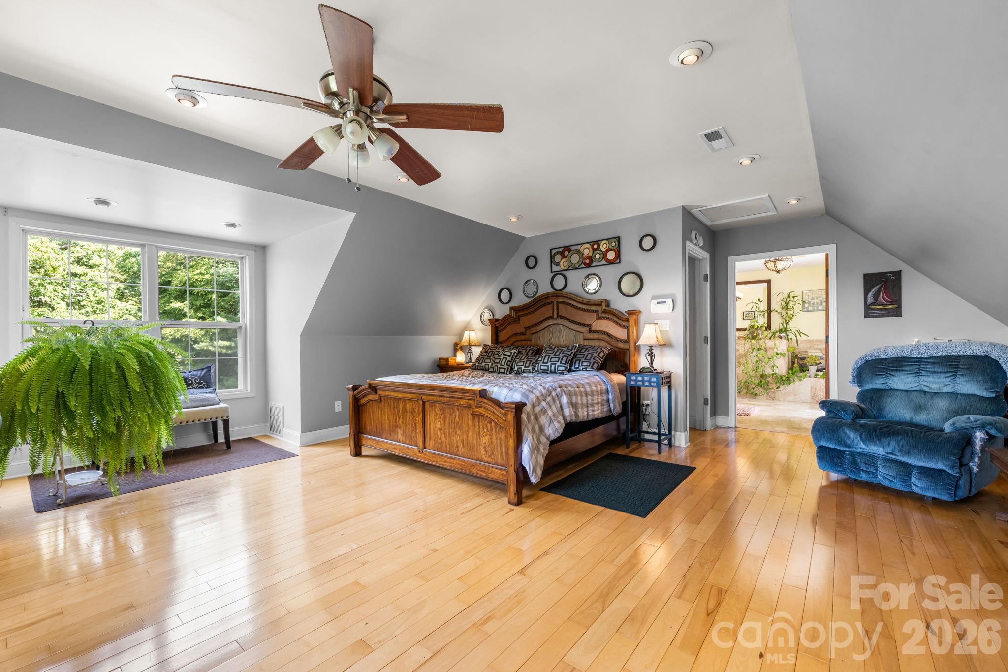 1056 Old Hampton Road Property Photo 26