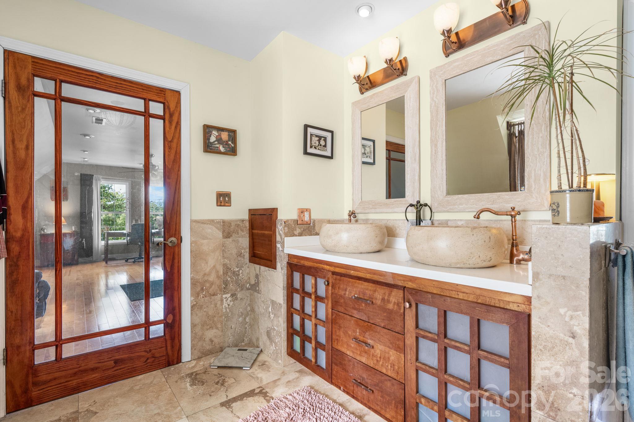 1056 Old Hampton Road Property Photo 32