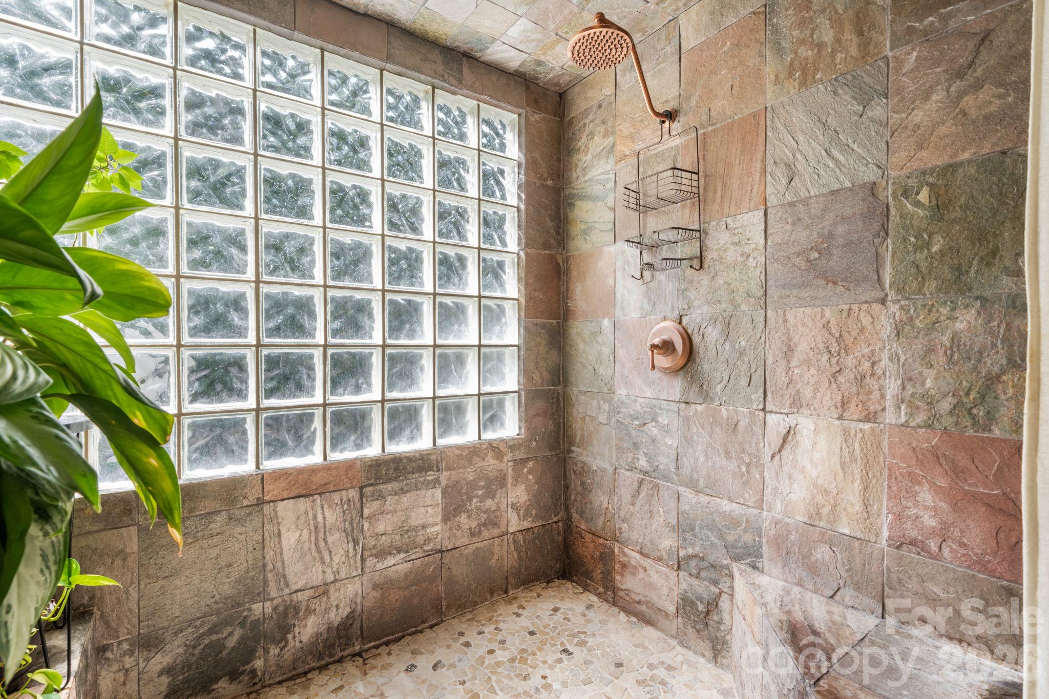 1056 Old Hampton Road Property Photo 35