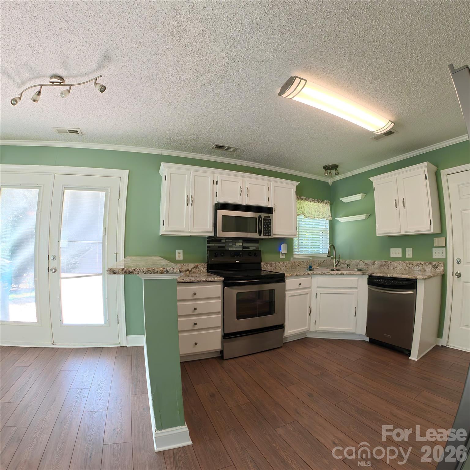 176 W Walnut Avenue Property Photo 5