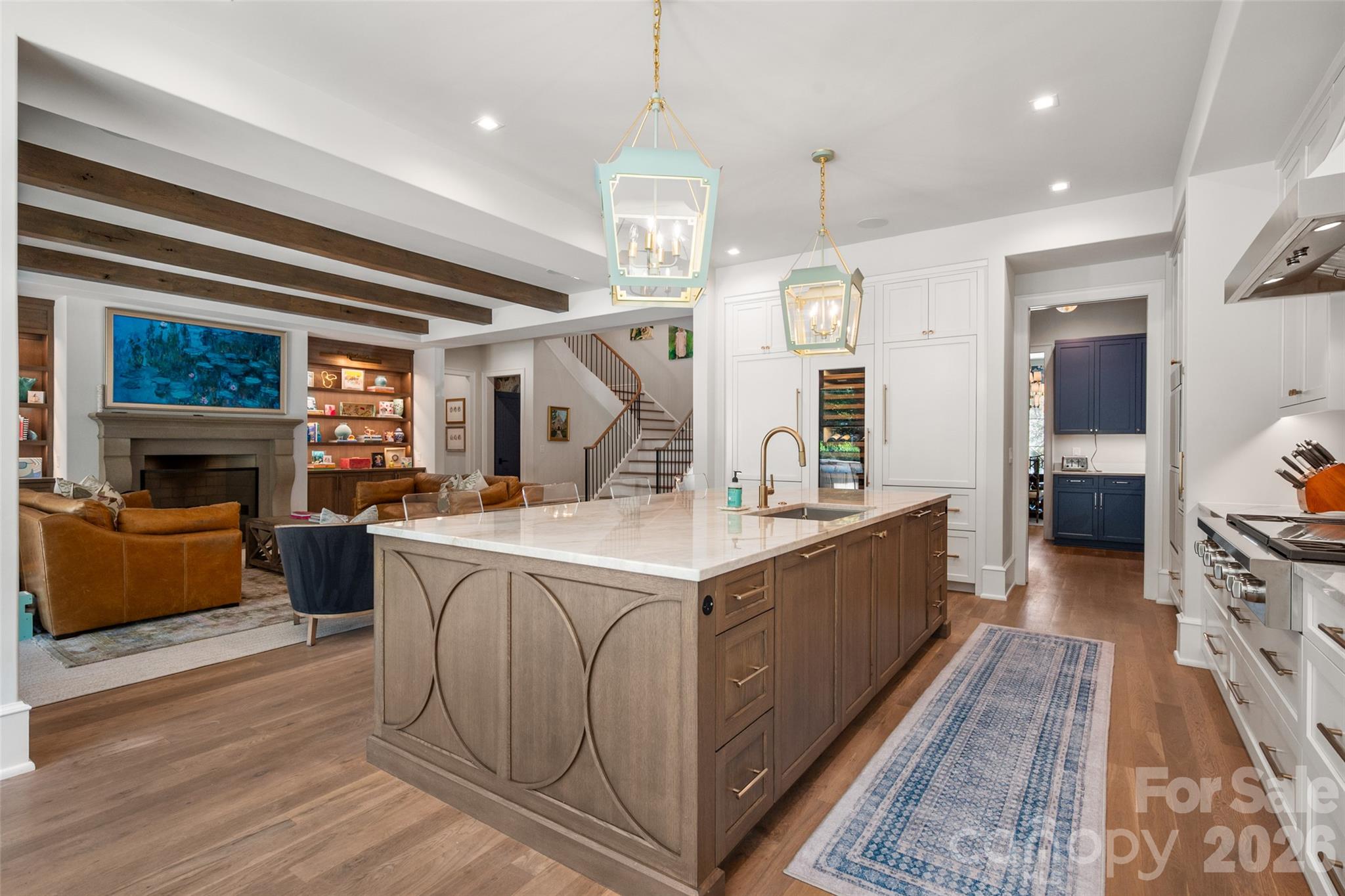 2111 Cortelyou Road Property Photo 10