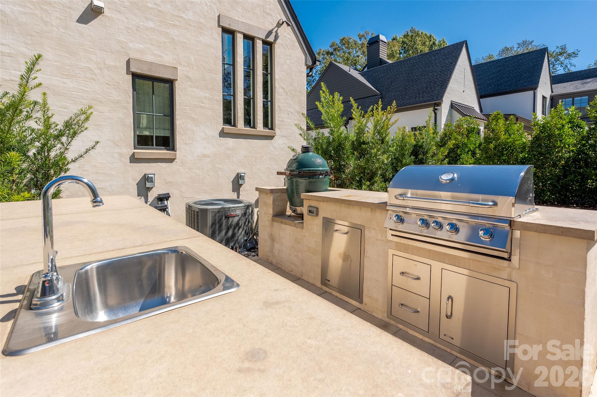 2111 Cortelyou Road Property Photo 43