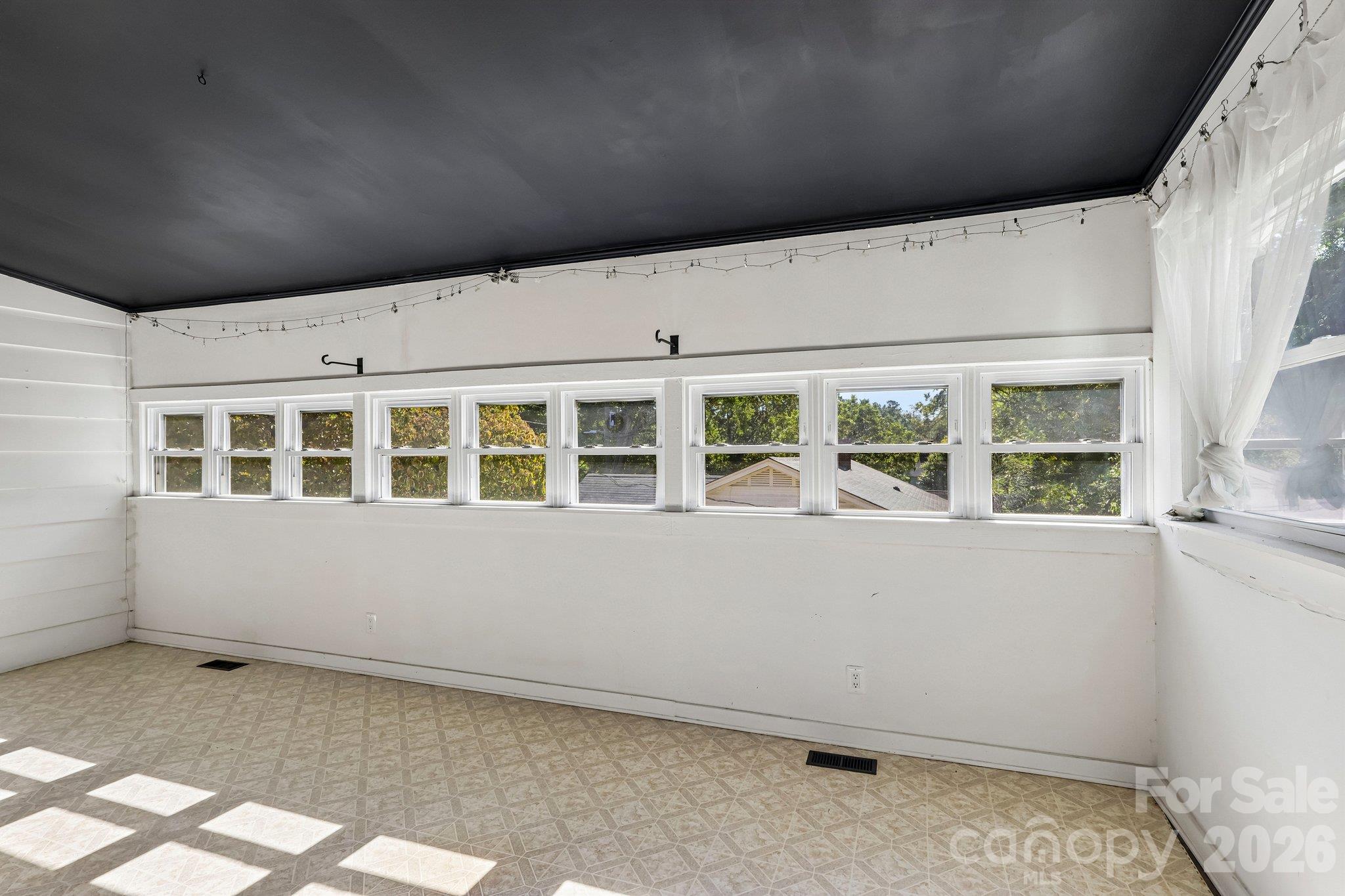 68 Meadow Avenue Property Photo 21