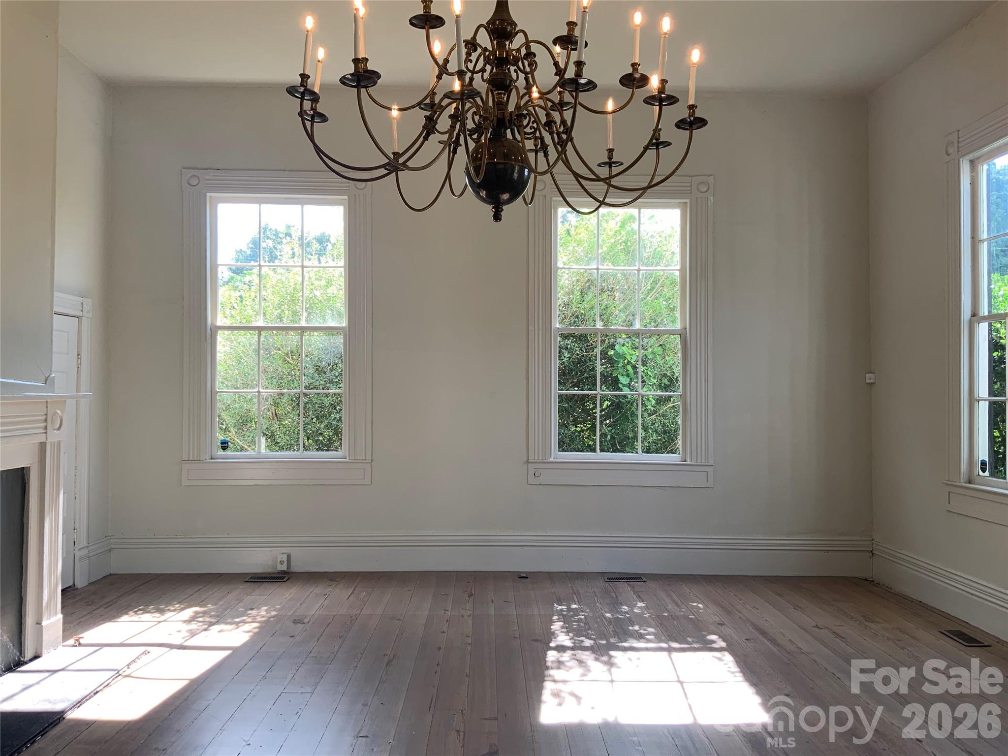 117 E Academy Street Property Photo 10