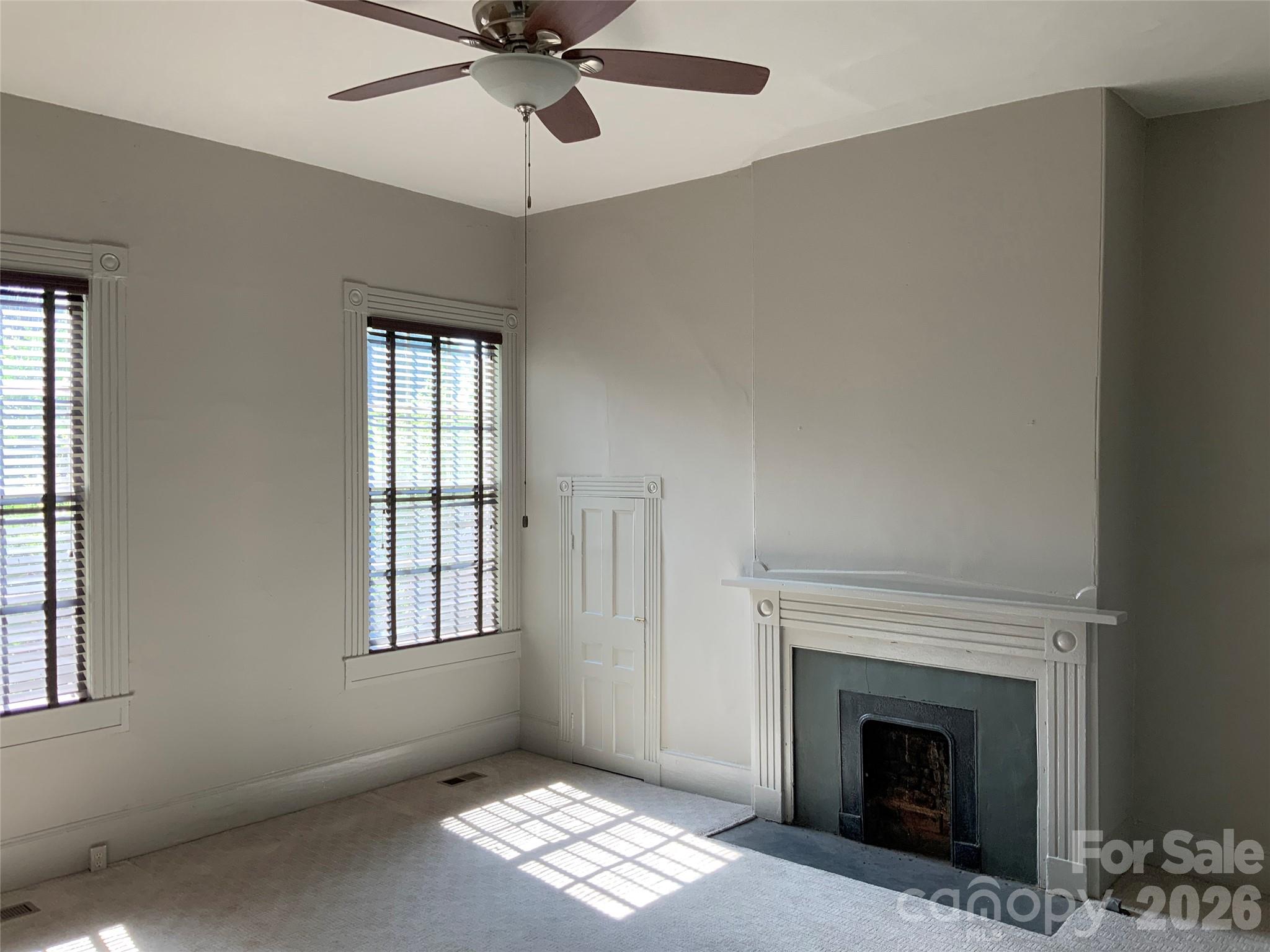 117 E Academy Street Property Photo 11
