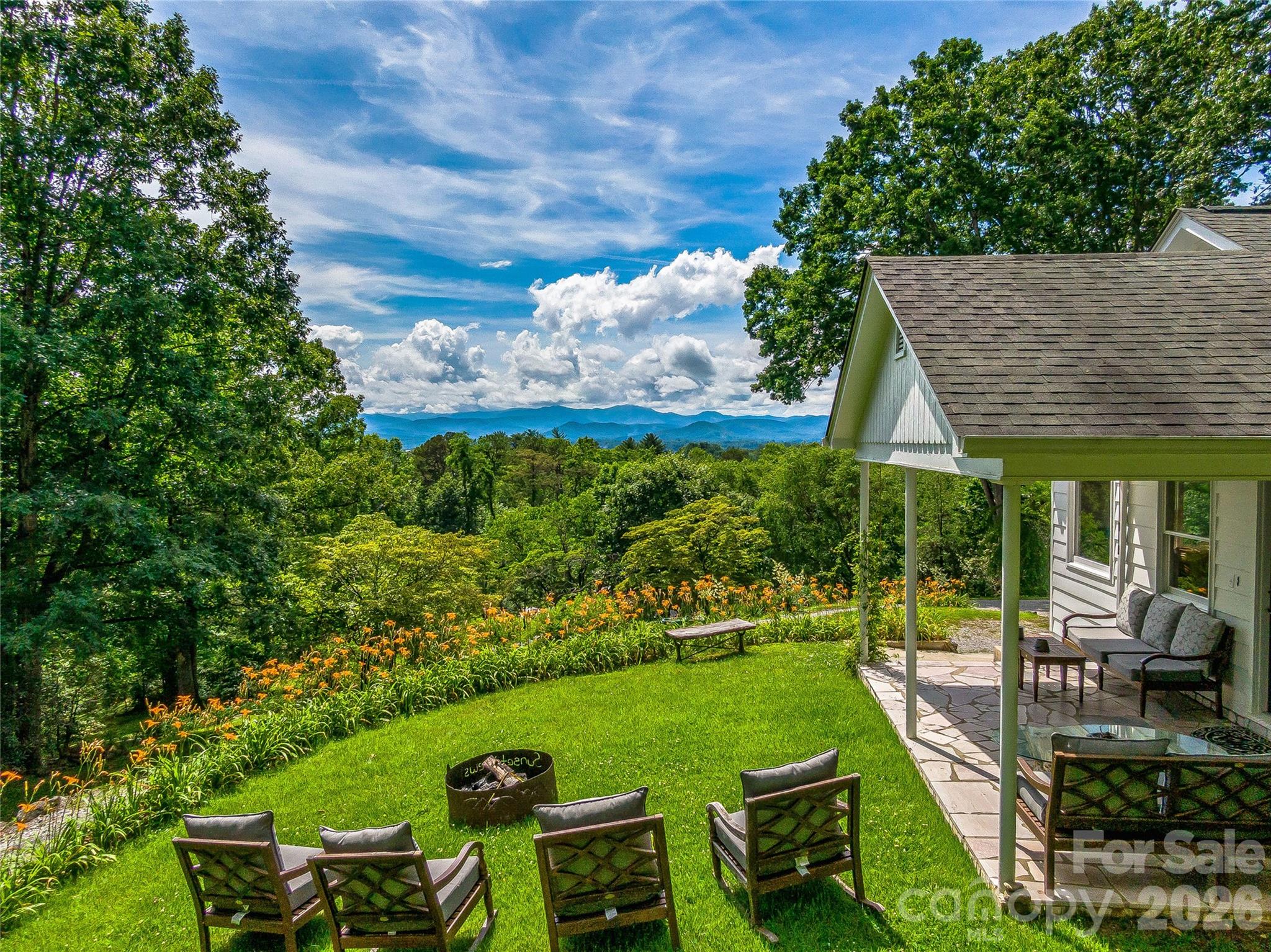170 Twin Springs Road Property Photo 4