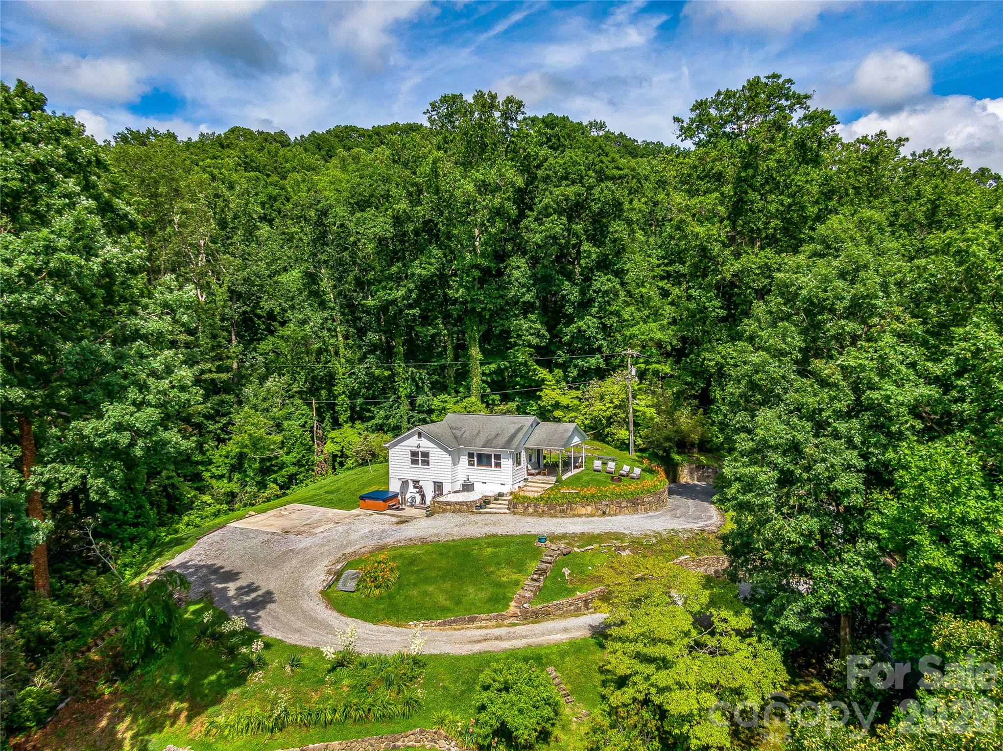 170 Twin Springs Road Property Photo 7