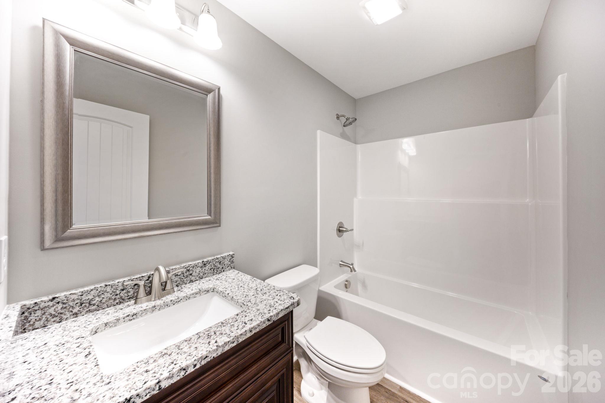 700 W Horah Street Property Photo 17