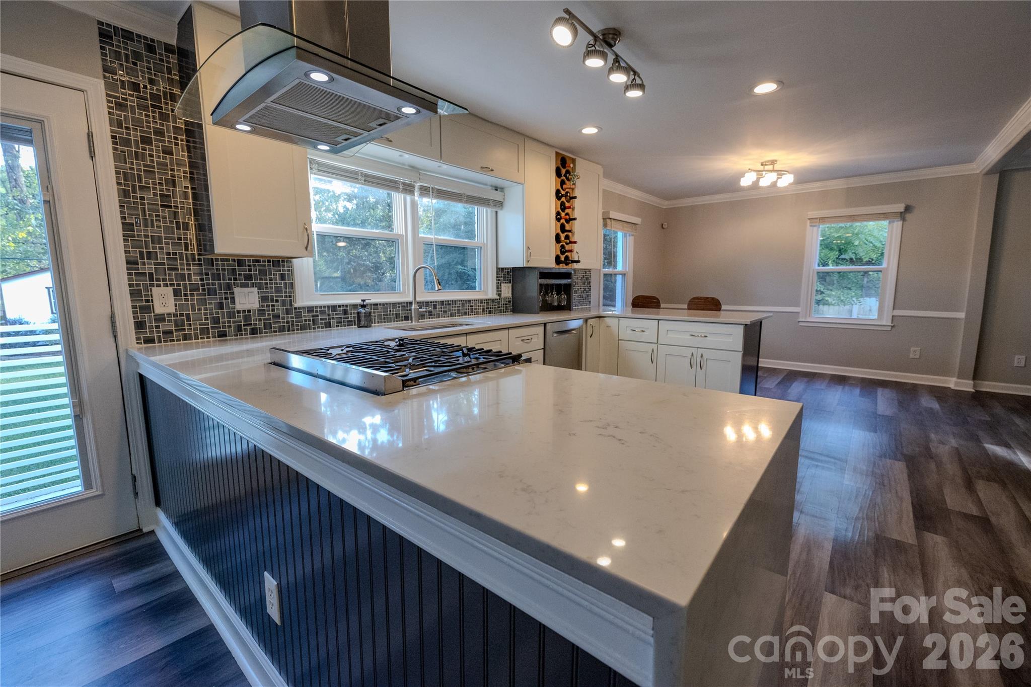 7055 Crossridge Road Property Photo 3