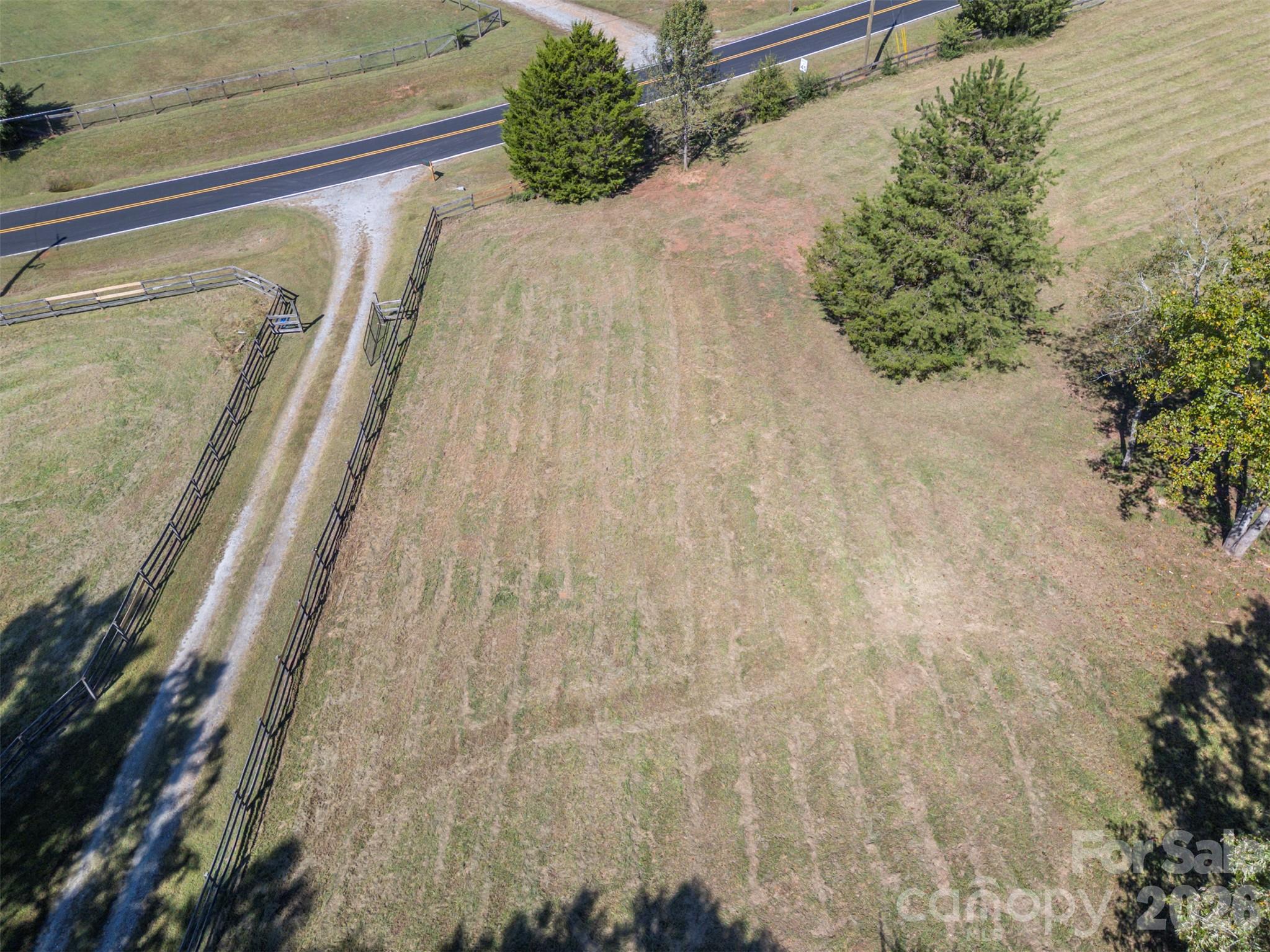 600 John Weaver Road Property Photo 3