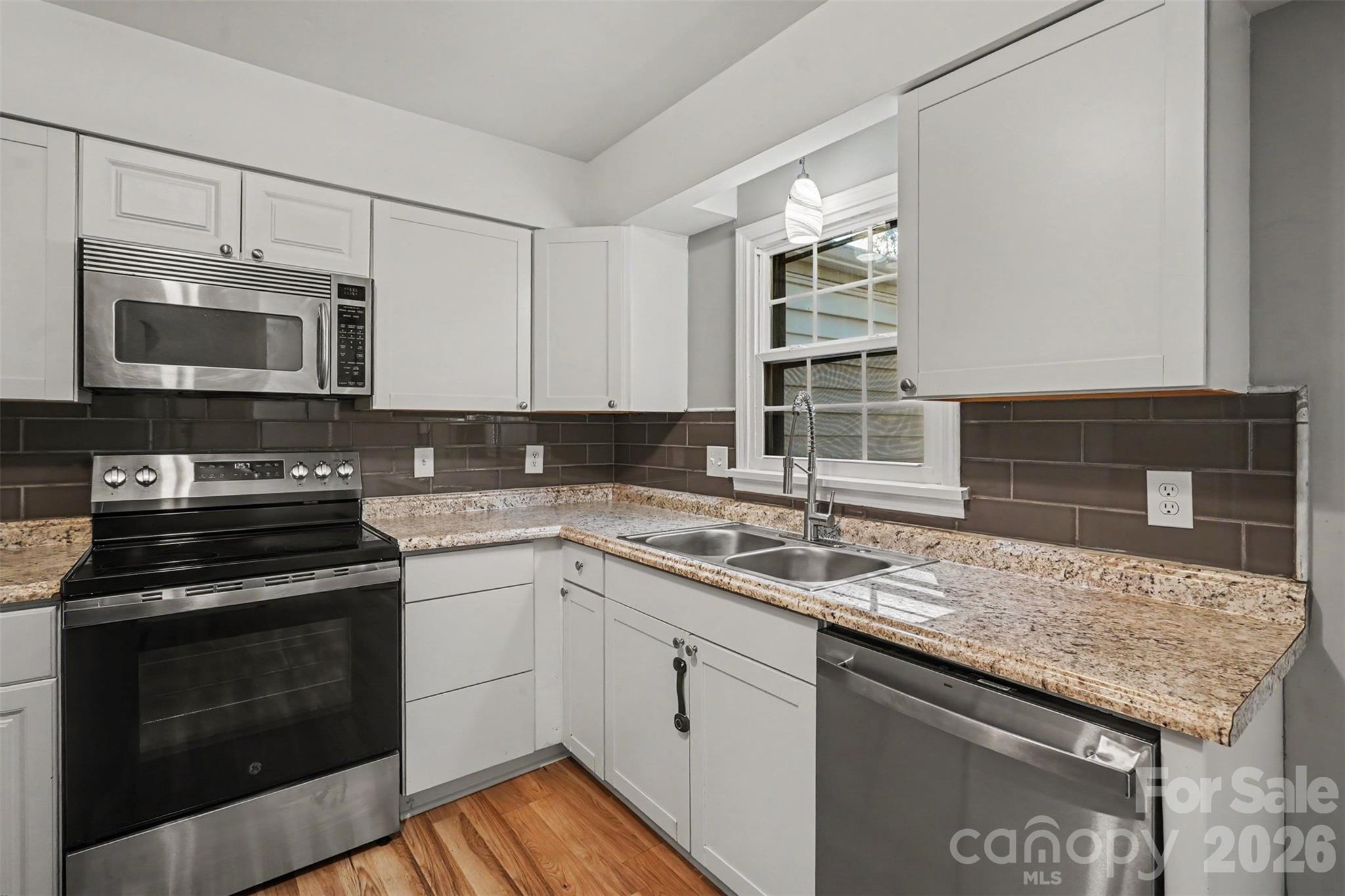 6440 Old Pineville Road D Property Photo 1