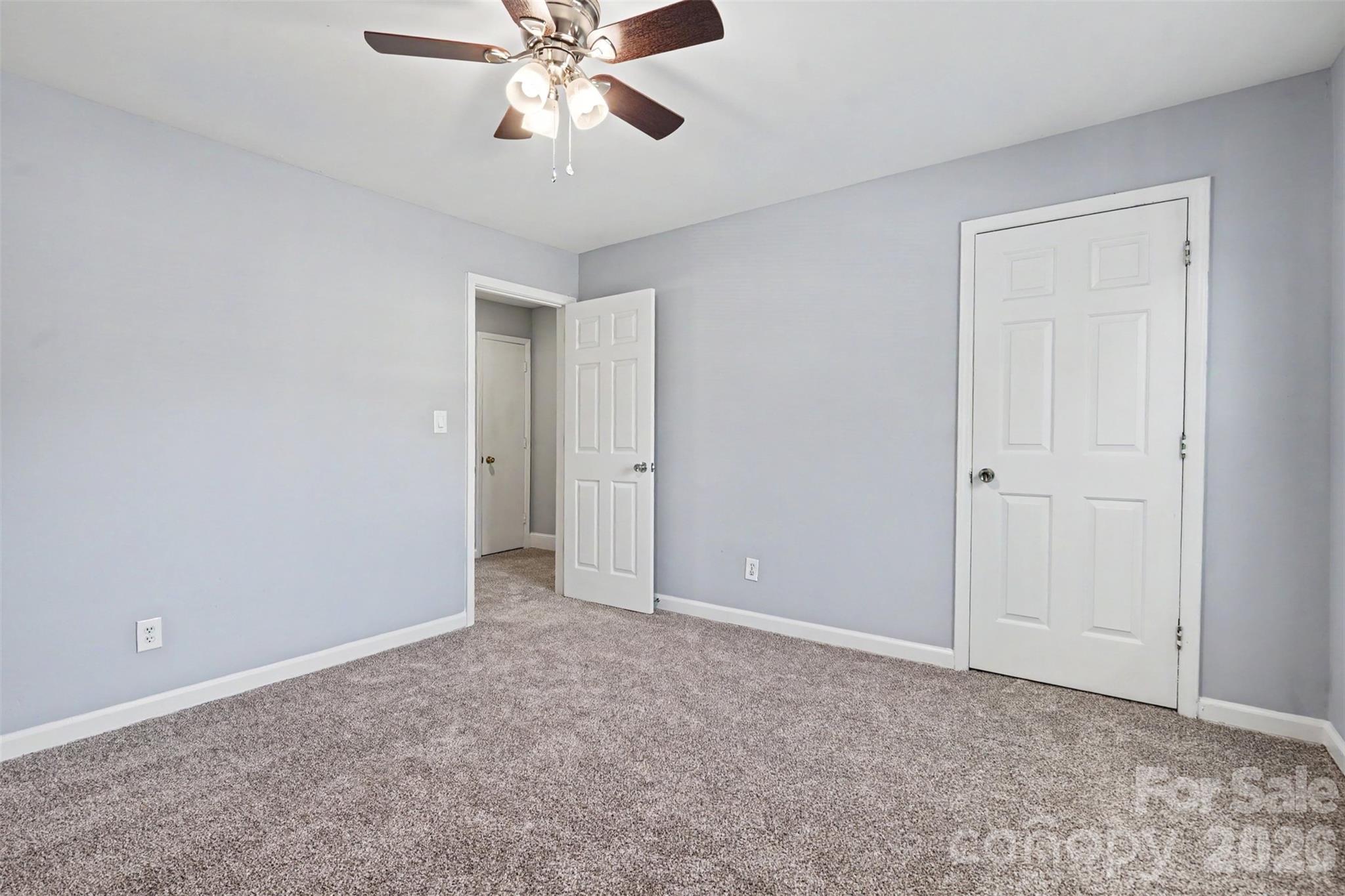 6440 Old Pineville Road D Property Photo 8