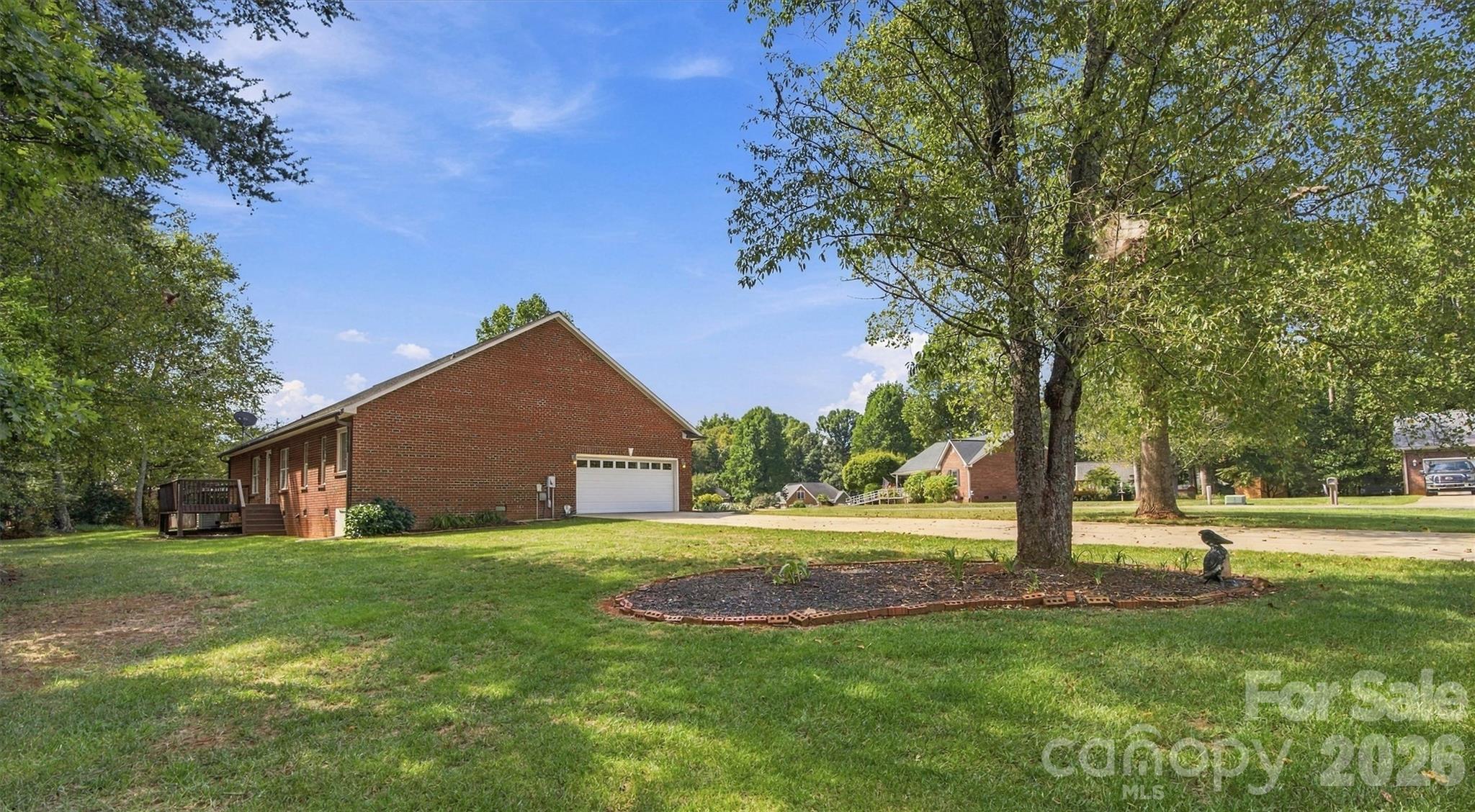 3656 Woodgreen Drive Property Photo 13