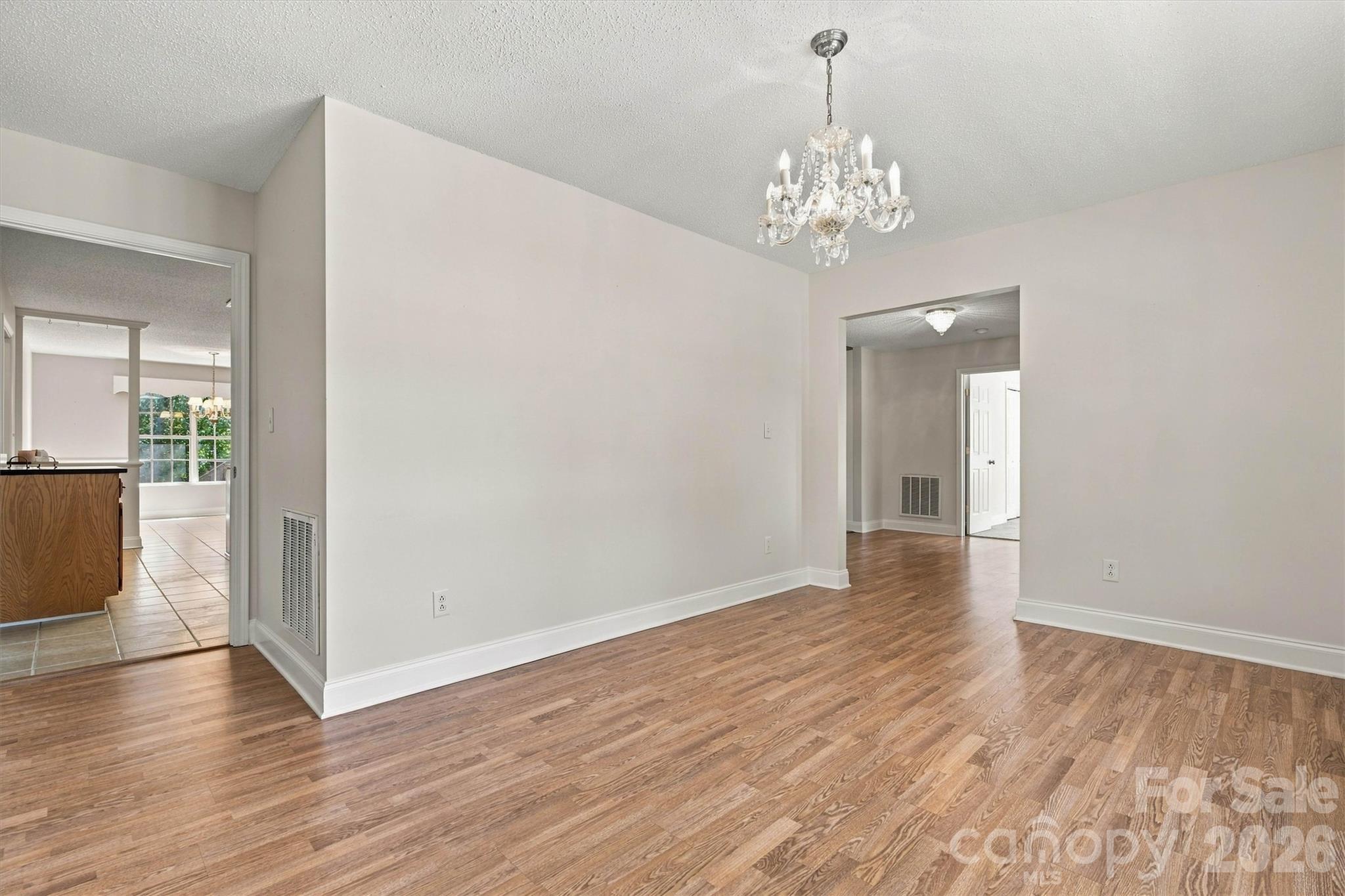 3656 Woodgreen Drive Property Photo 23
