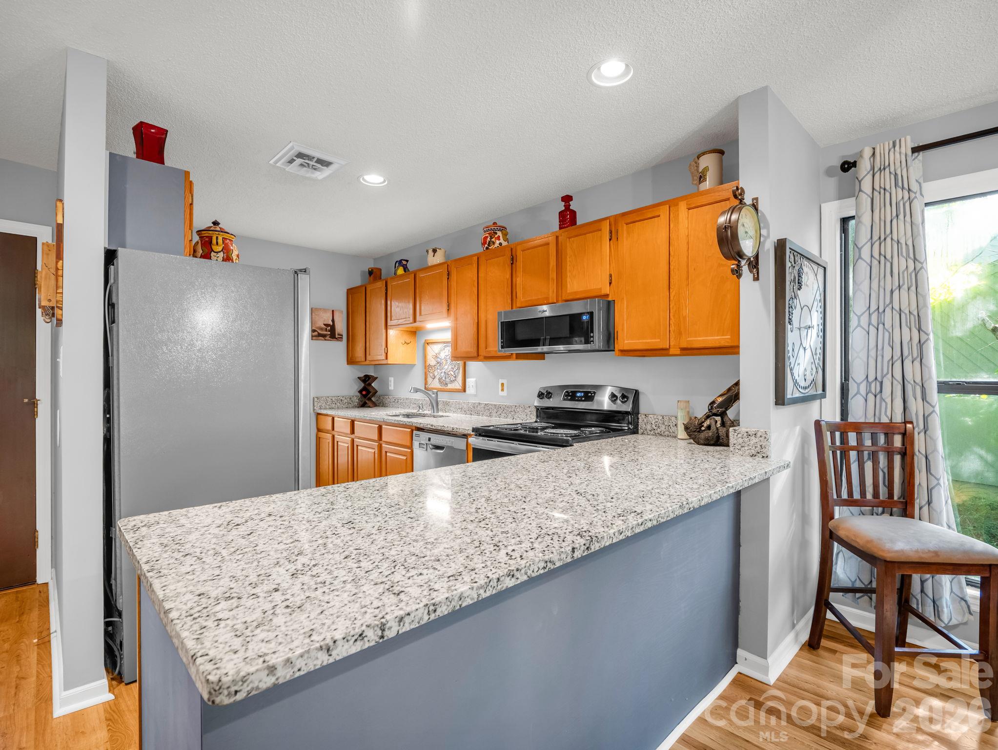 121 Quail Run Court 1629 Property Photo 11