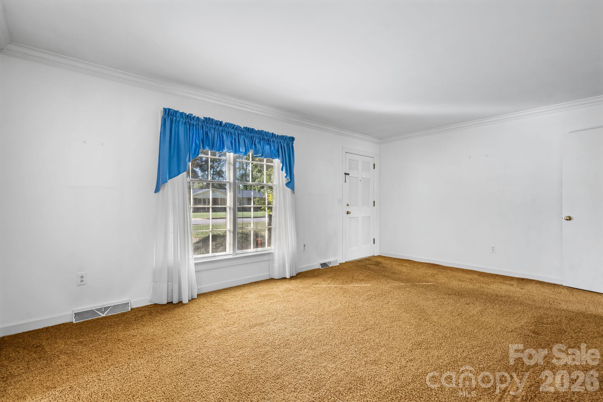 1910 13th Street Property Photo 3