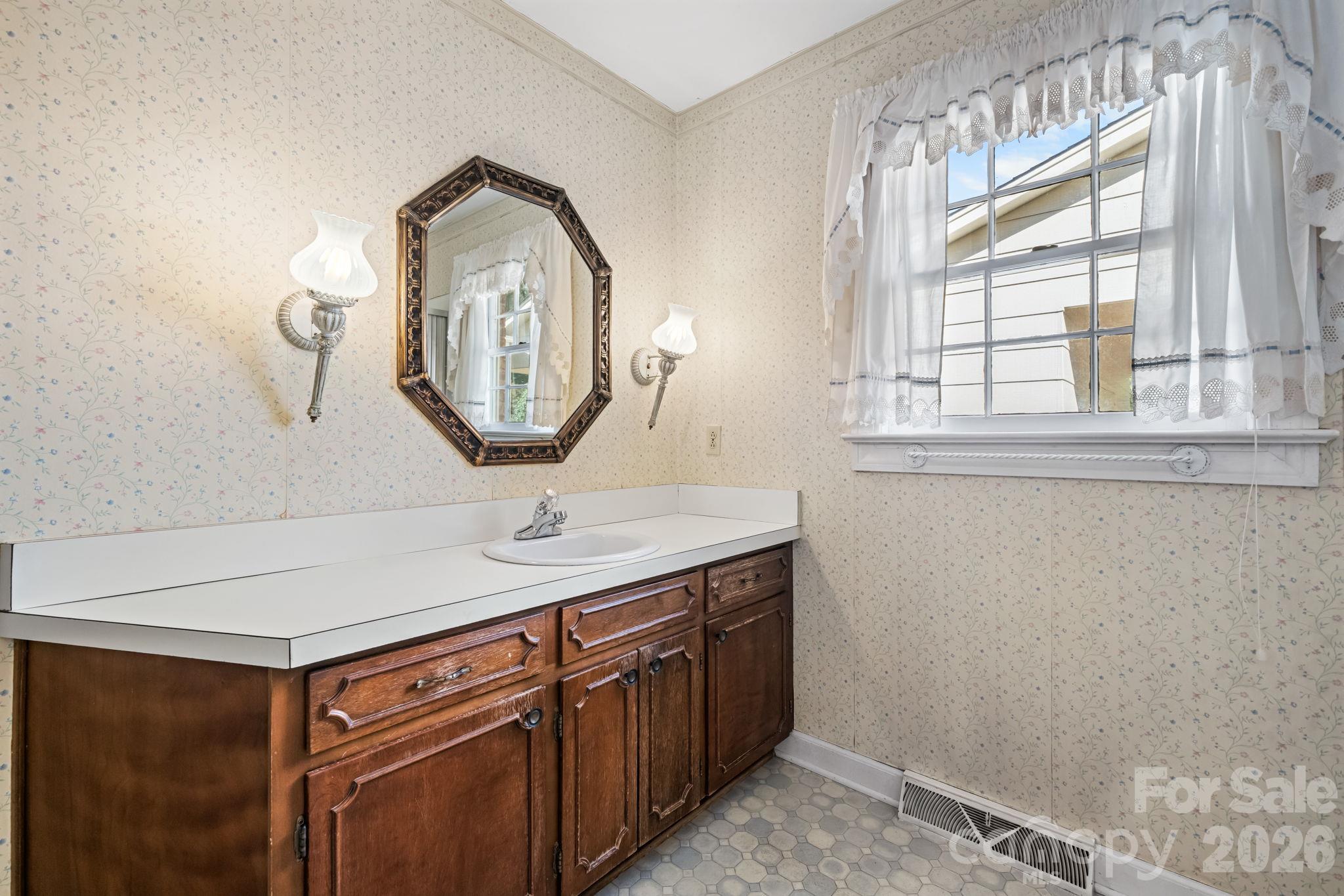 1910 13th Street Property Photo 19