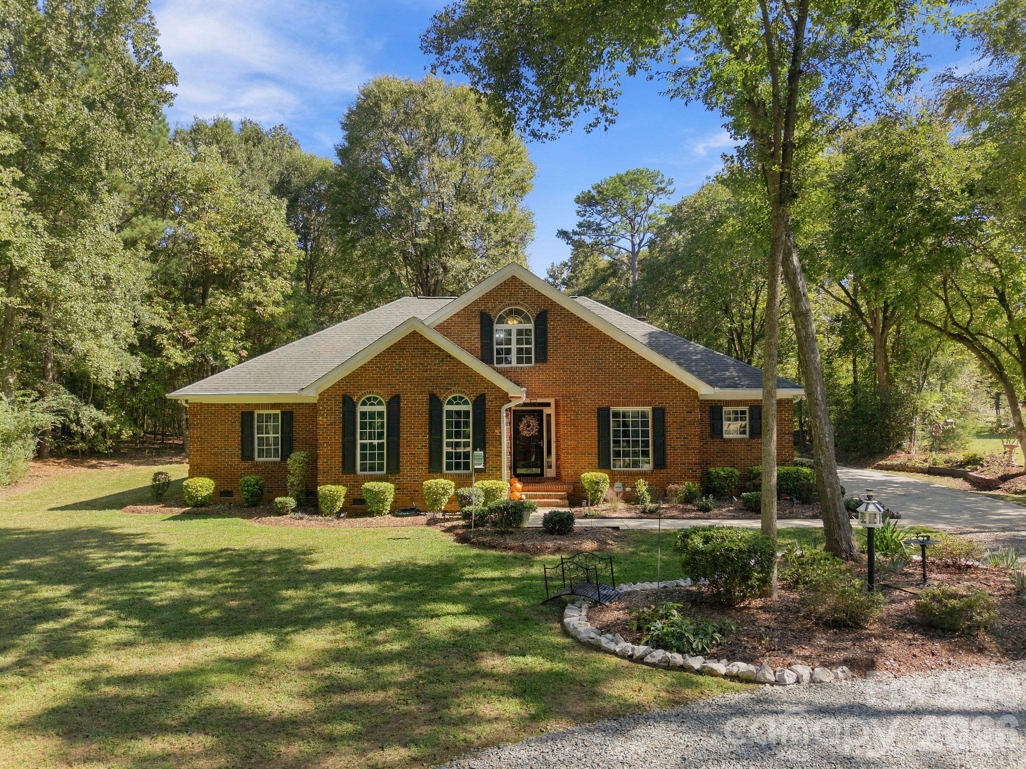 6611 Providence Road Property Photo 1