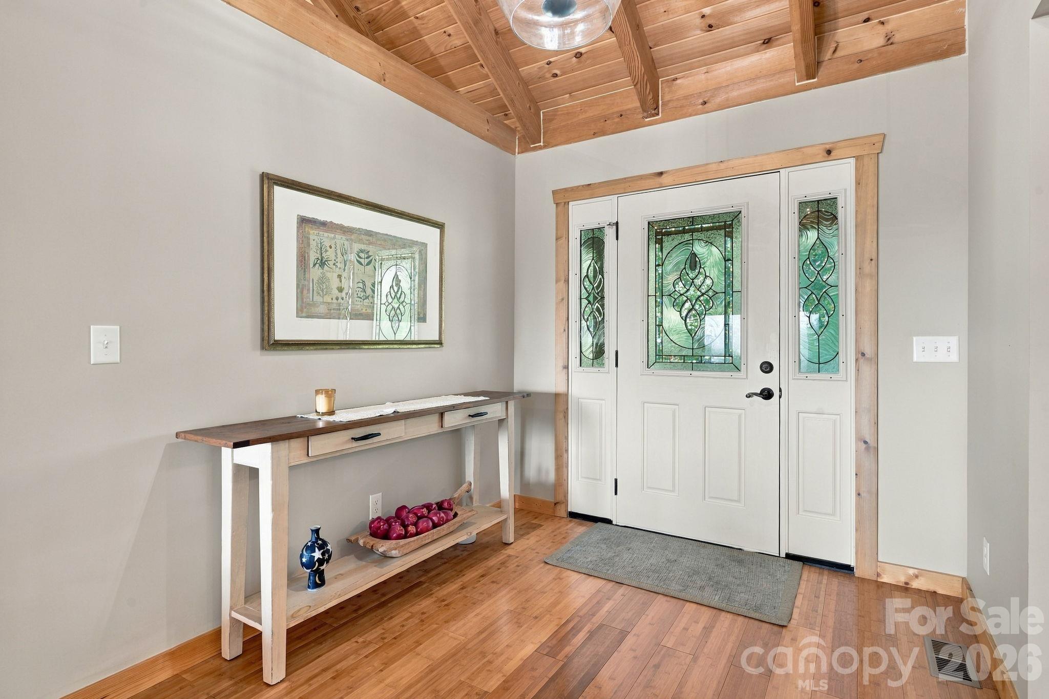 598 Valle Meadows Trail Property Photo 4