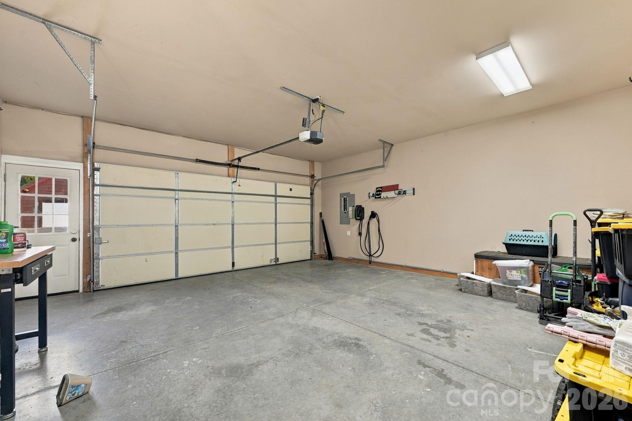 598 Valle Meadows Trail Property Photo 27