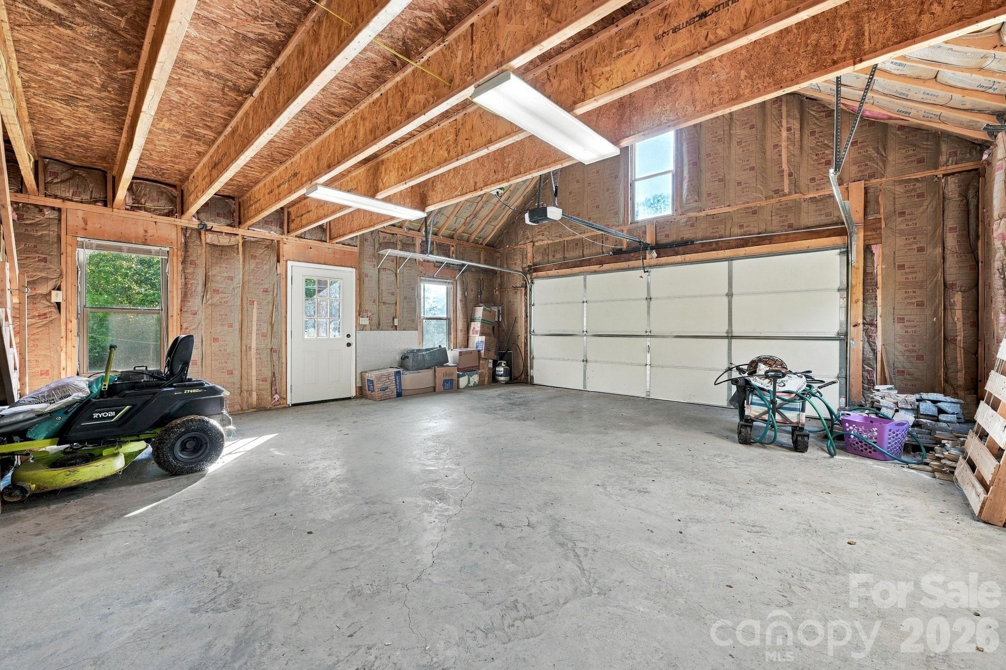 598 Valle Meadows Trail Property Photo 34