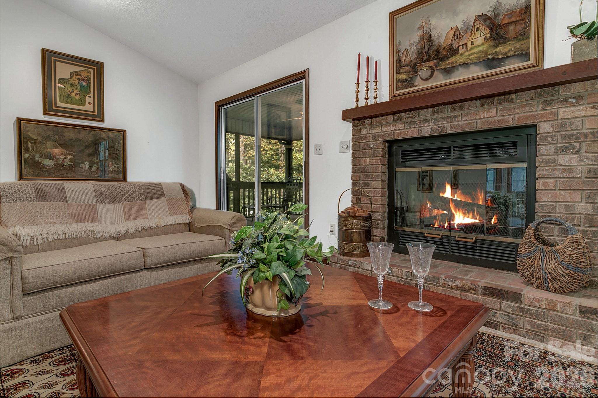 3111 Essex Path Property Photo 5