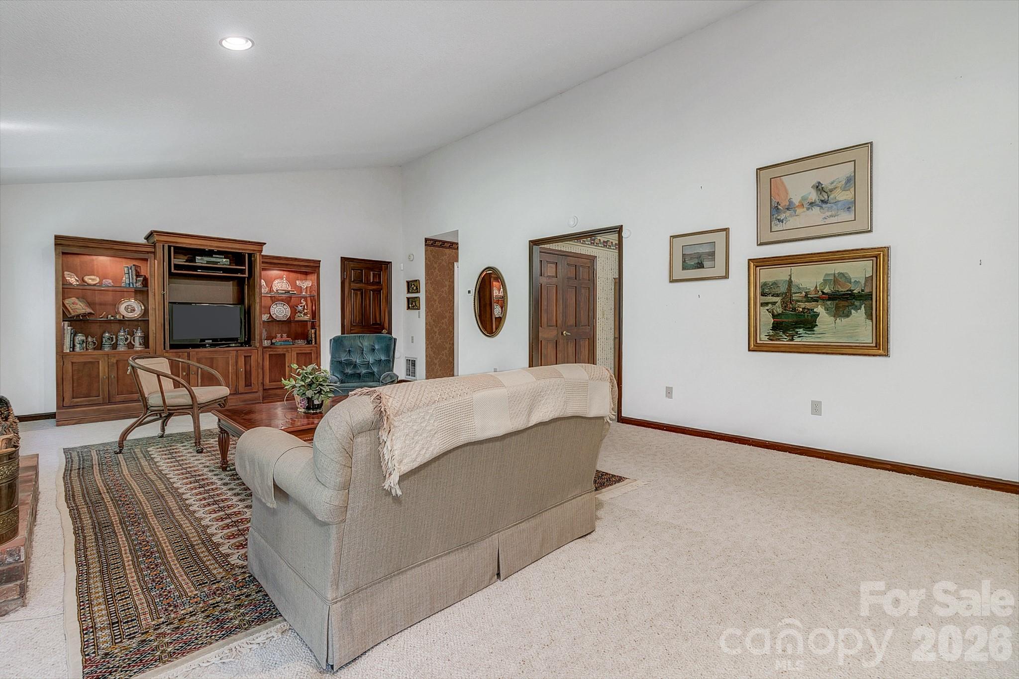 3111 Essex Path Property Photo 6