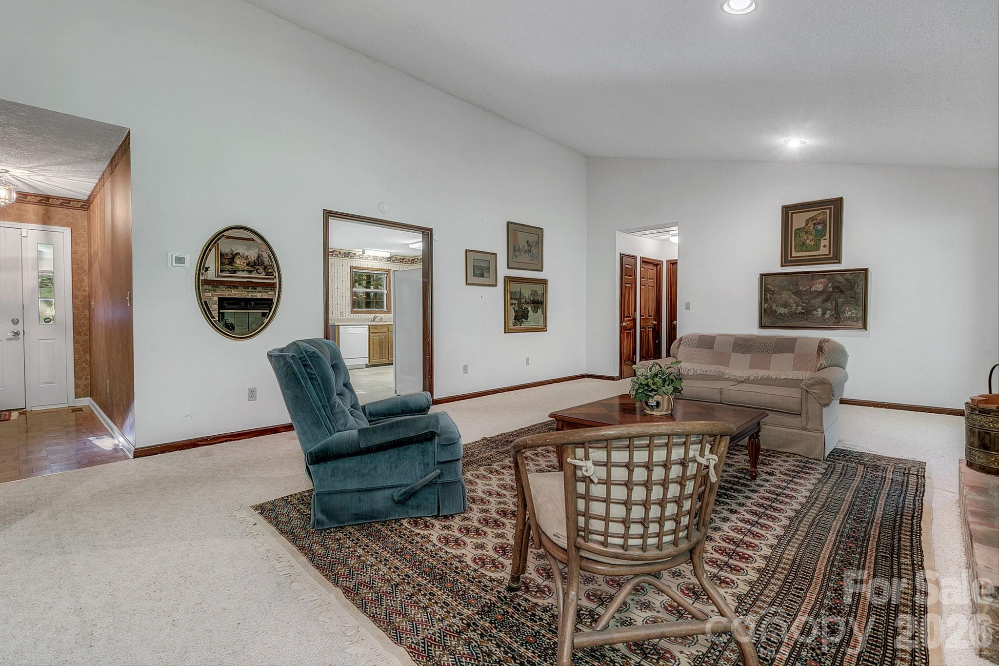 3111 Essex Path Property Photo 8