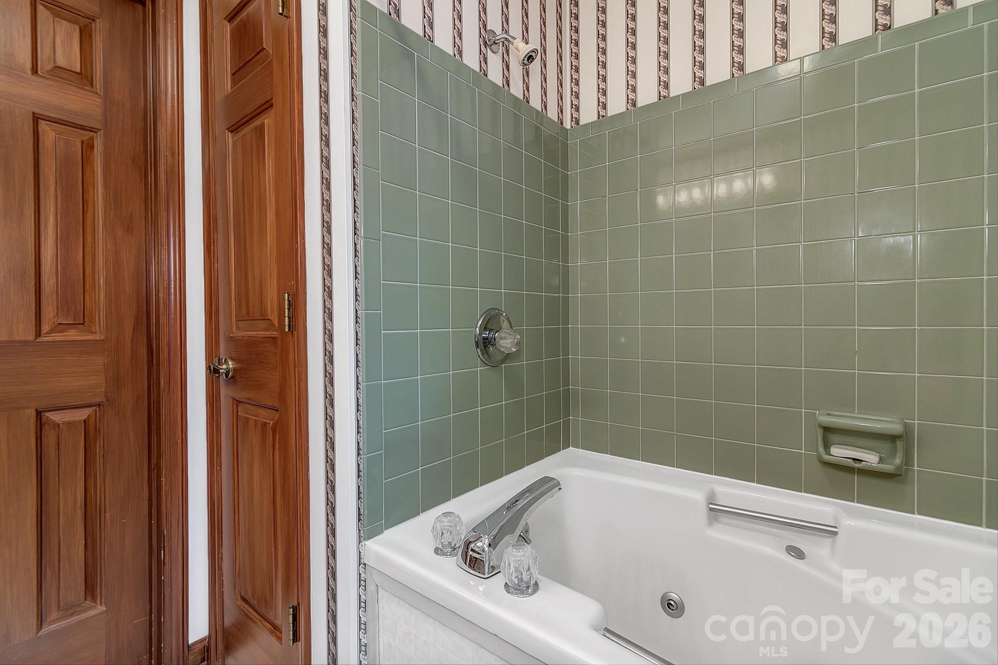 3111 Essex Path Property Photo 21