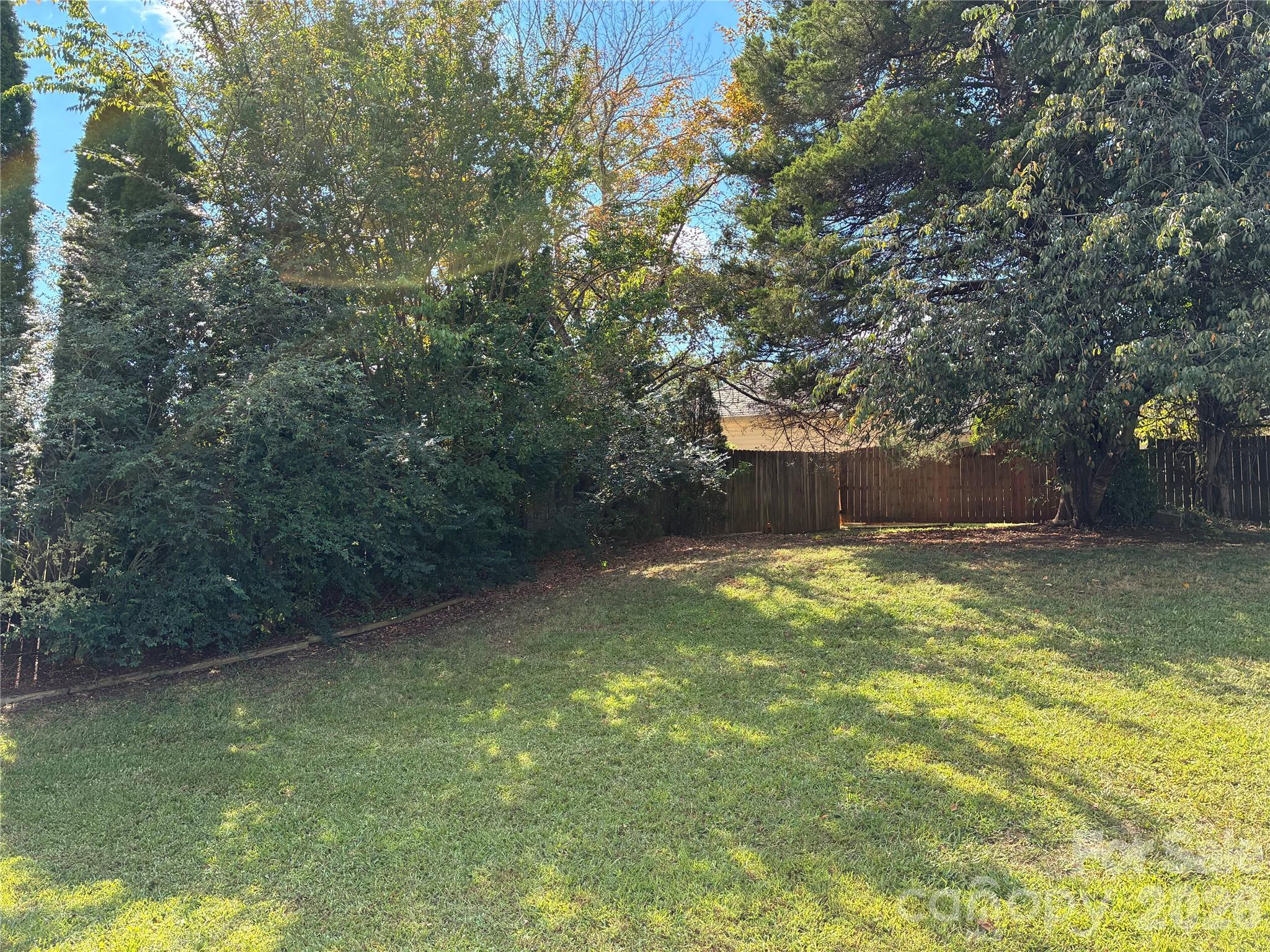 5305 Starflower Drive Property Photo 15