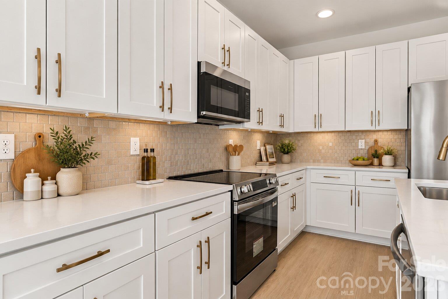 606 N Broad Street Property Photo 12