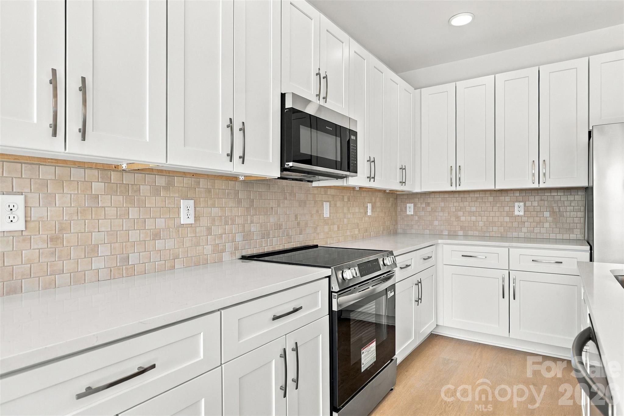 606 N Broad Street Property Photo 13