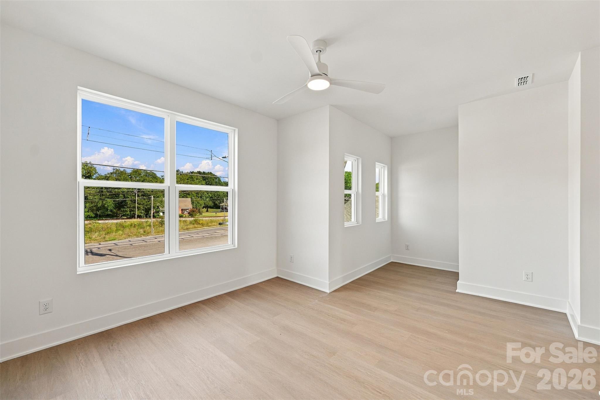 606 N Broad Street Property Photo 19