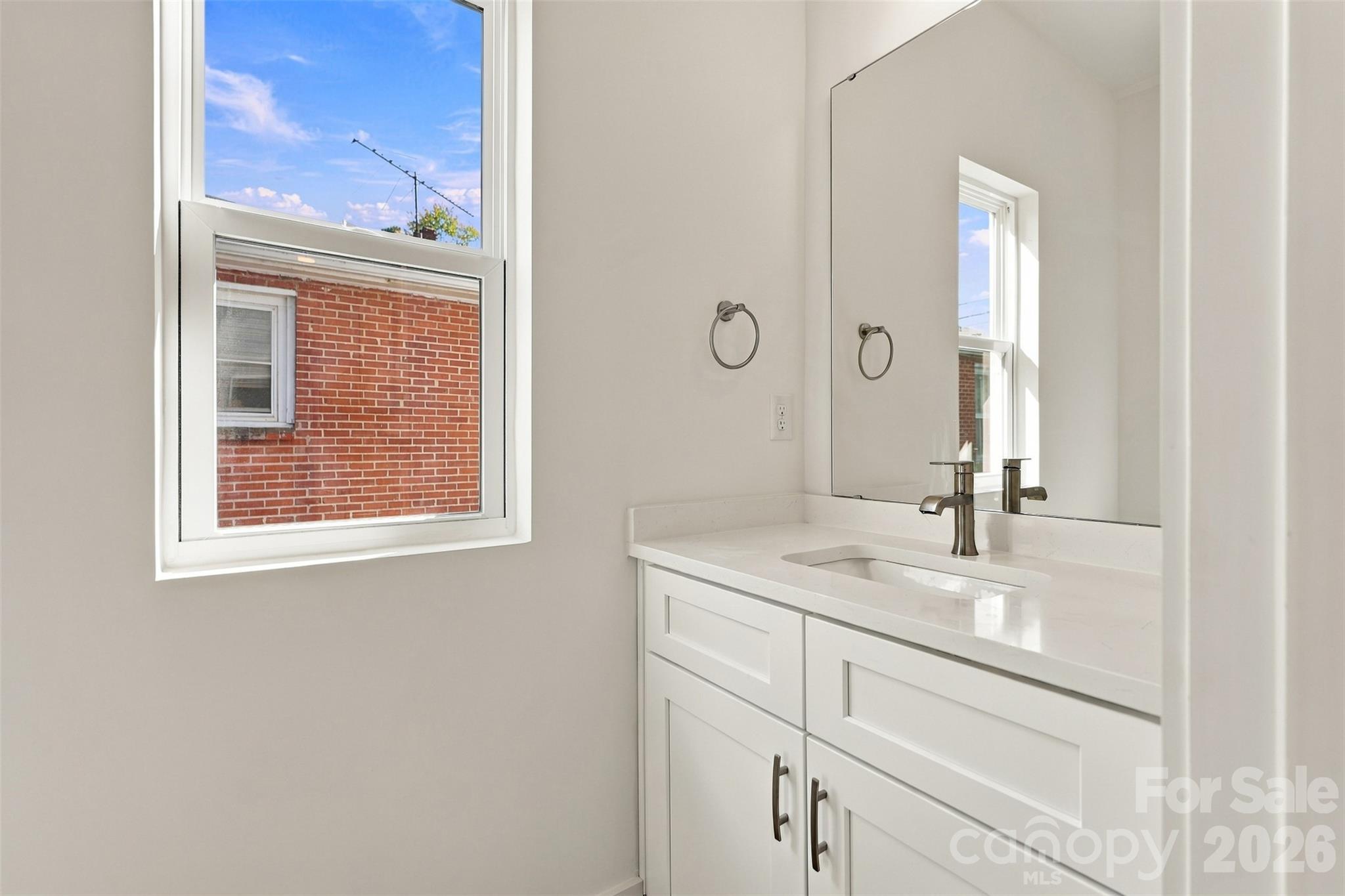 606 N Broad Street Property Photo 35