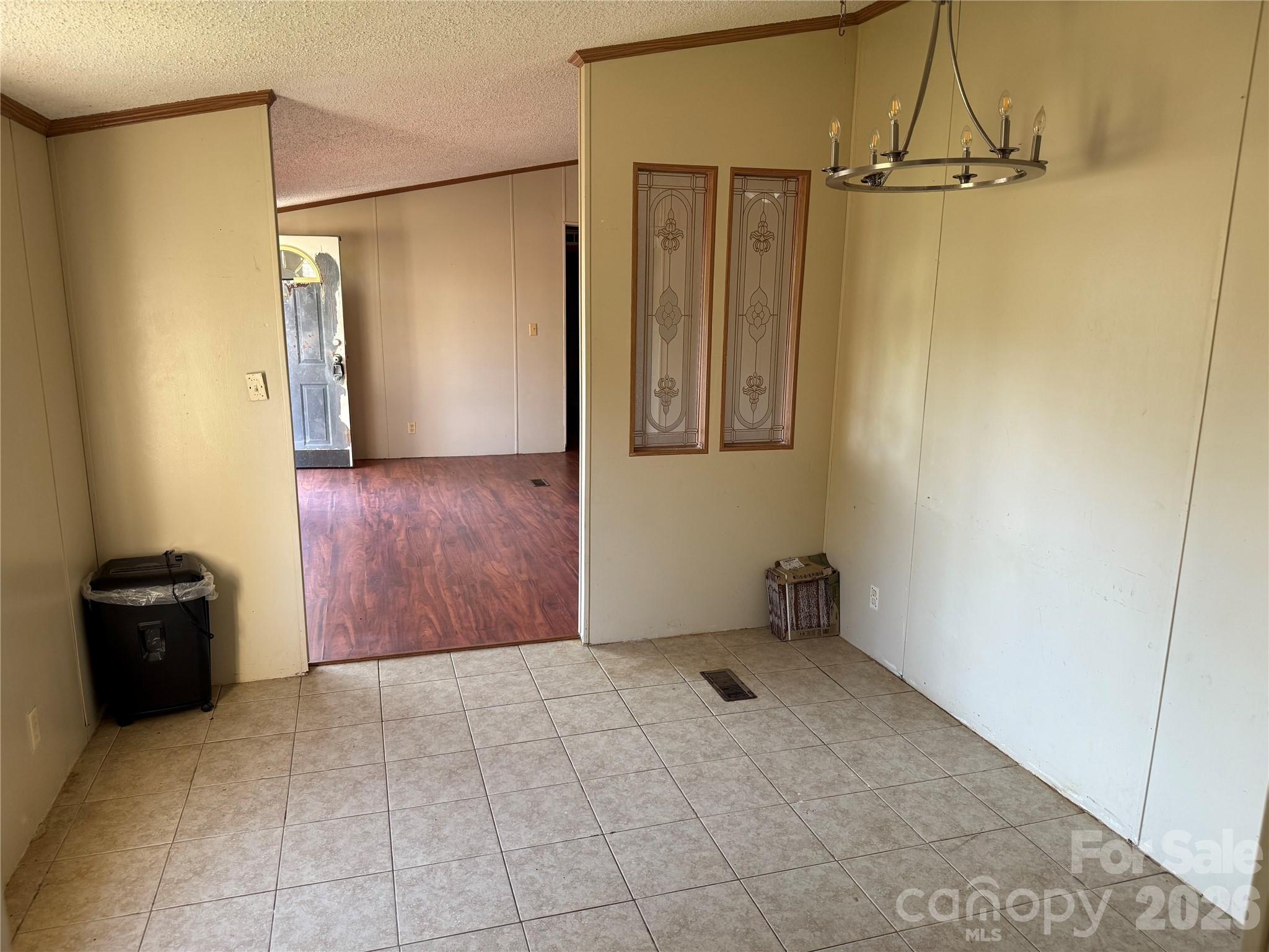 142 Forest Grove Drive 37 Property Photo 12
