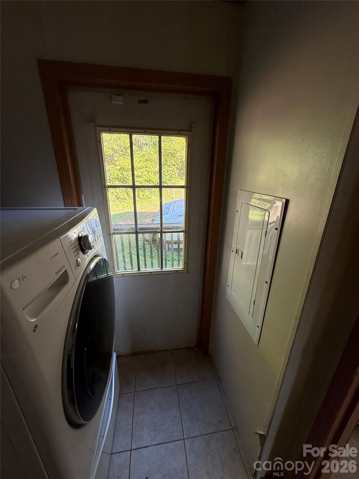 142 Forest Grove Drive 37 Property Photo 17